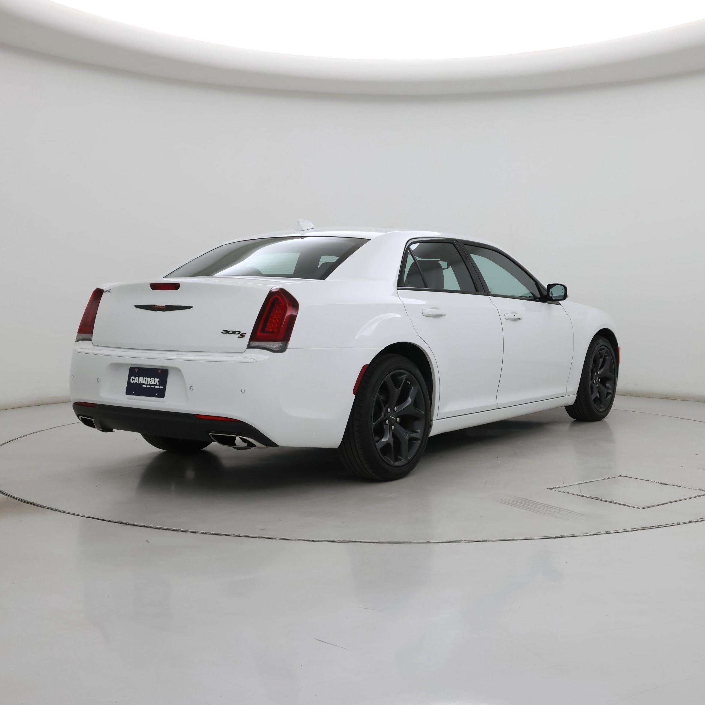 Thumbnail: 2023 Chrysler 300 - 8