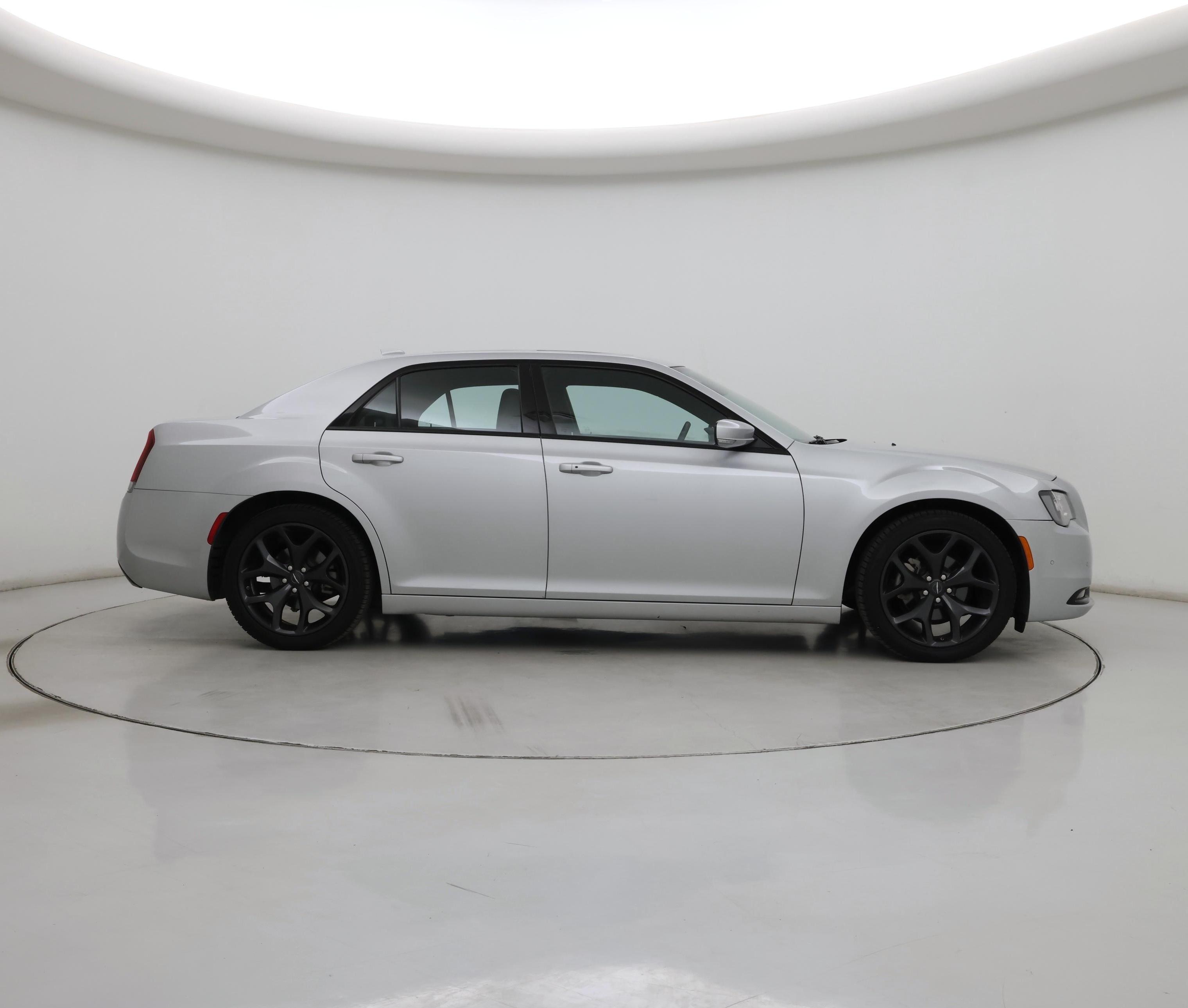 Thumbnail: 2023 Chrysler 300 - 7