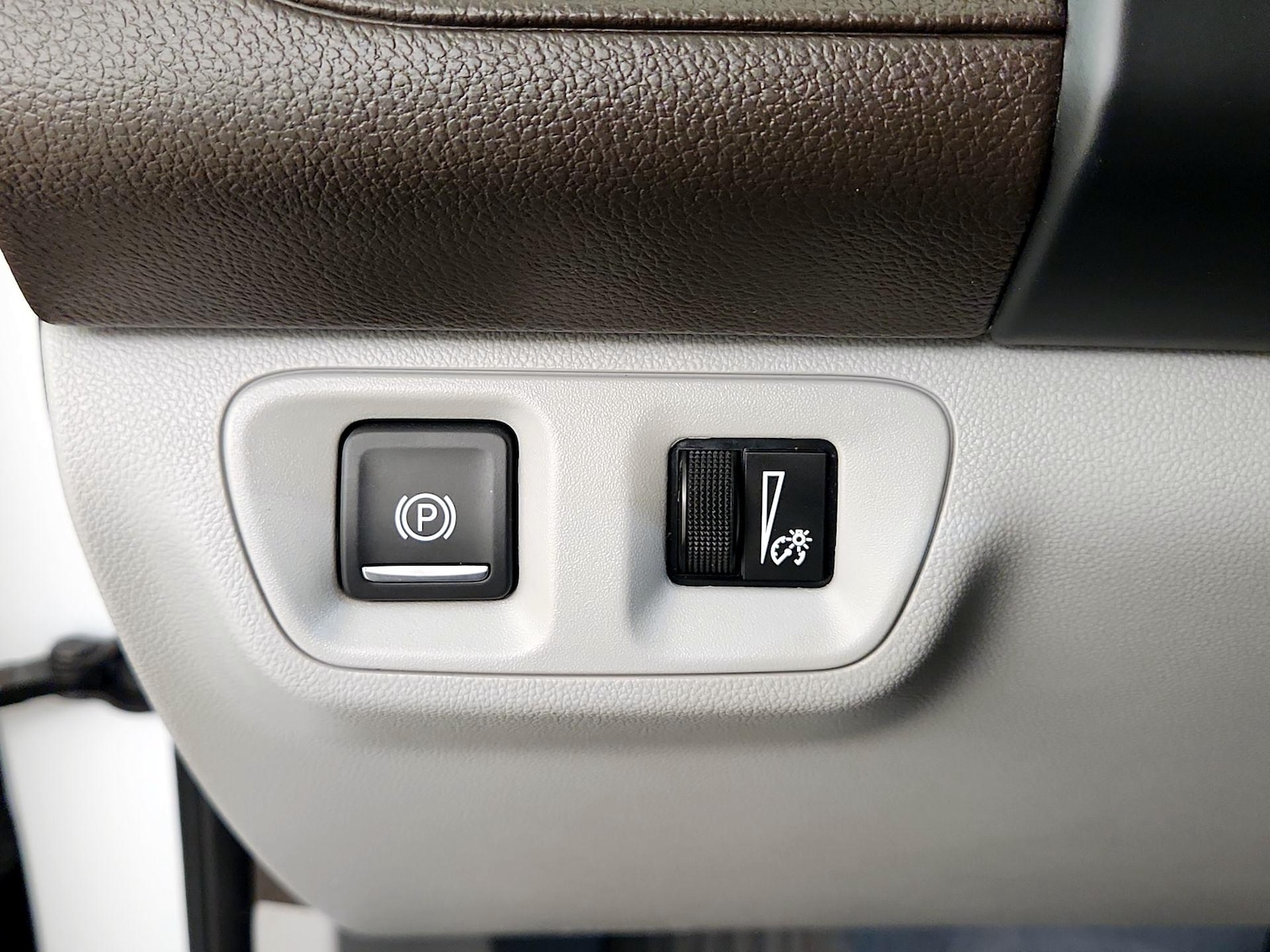 2022 GMC Acadia SLE - Photo 14