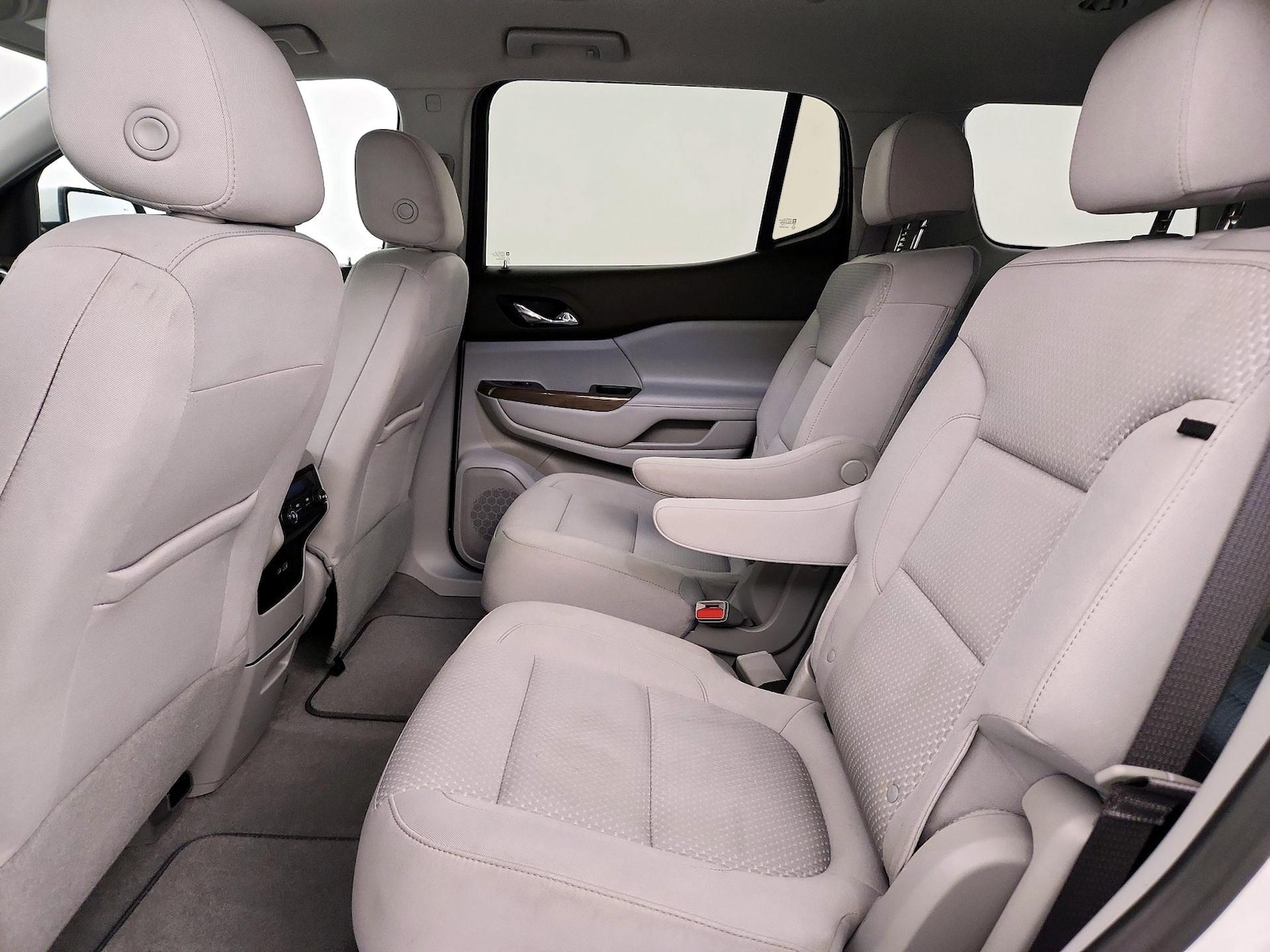 2022 GMC Acadia SLE - Photo 20
