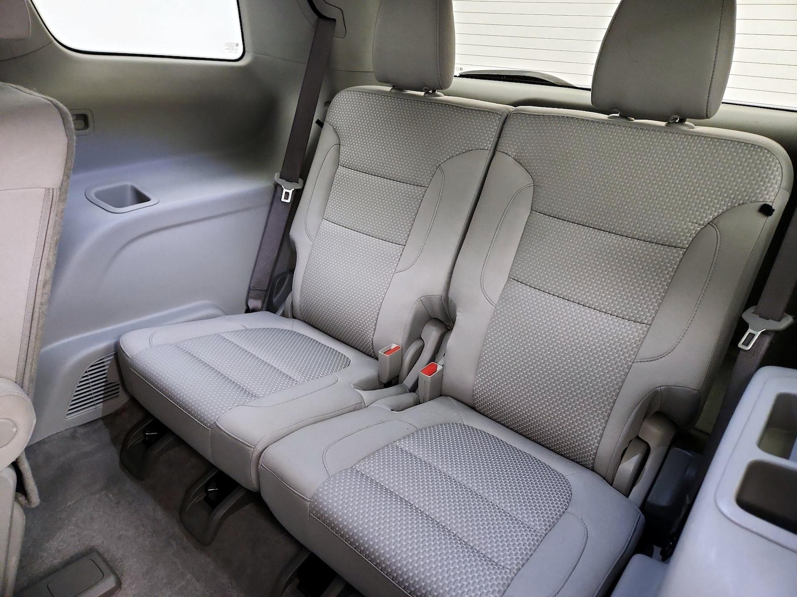 2022 GMC Acadia SLE - Photo 21