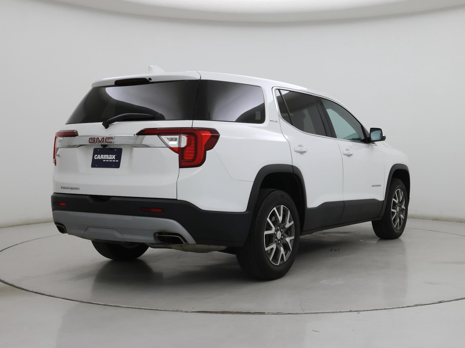 2022 GMC Acadia SLE - Photo 9
