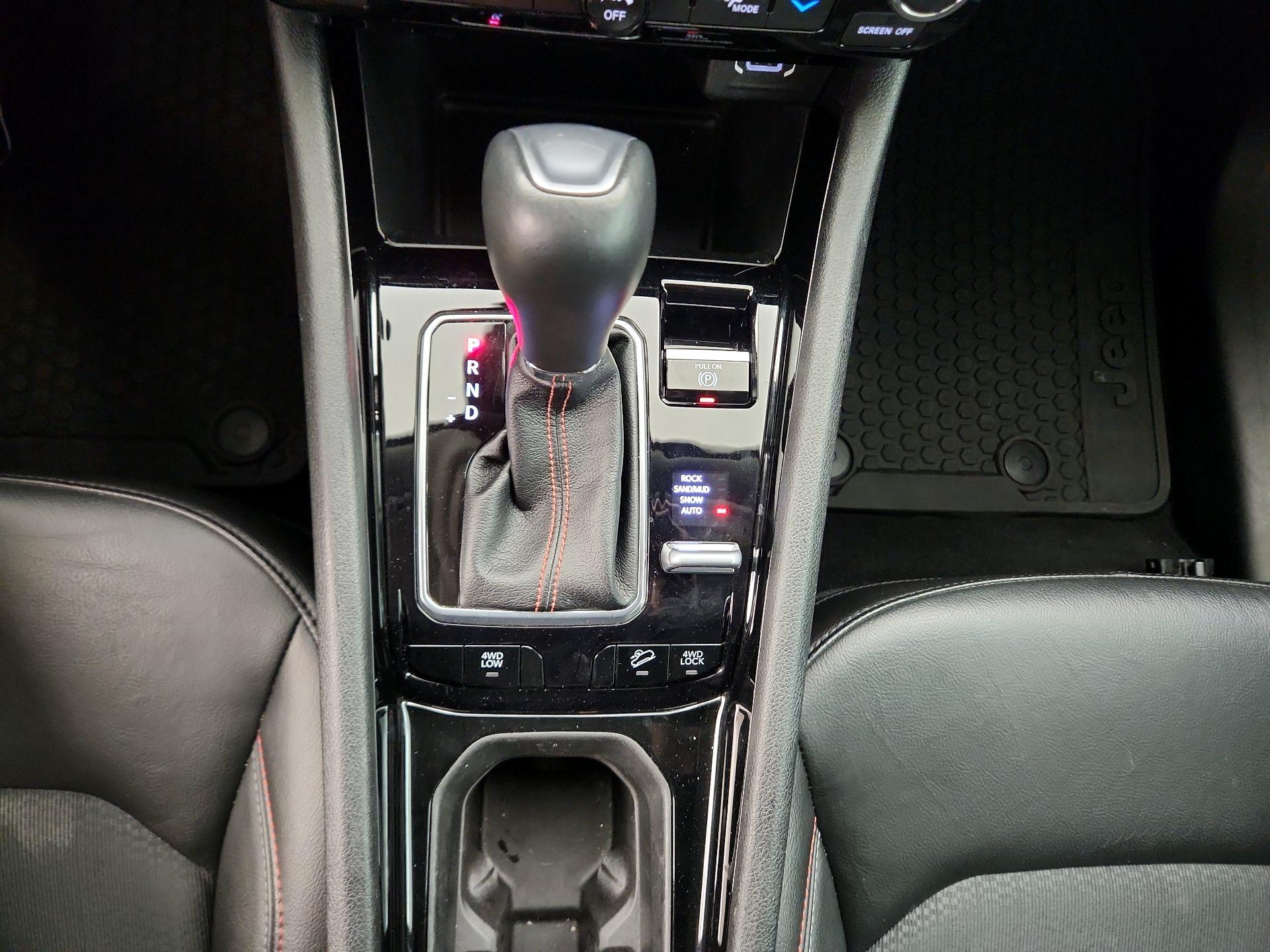 Thumbnail: 2022 Jeep Compass - 17