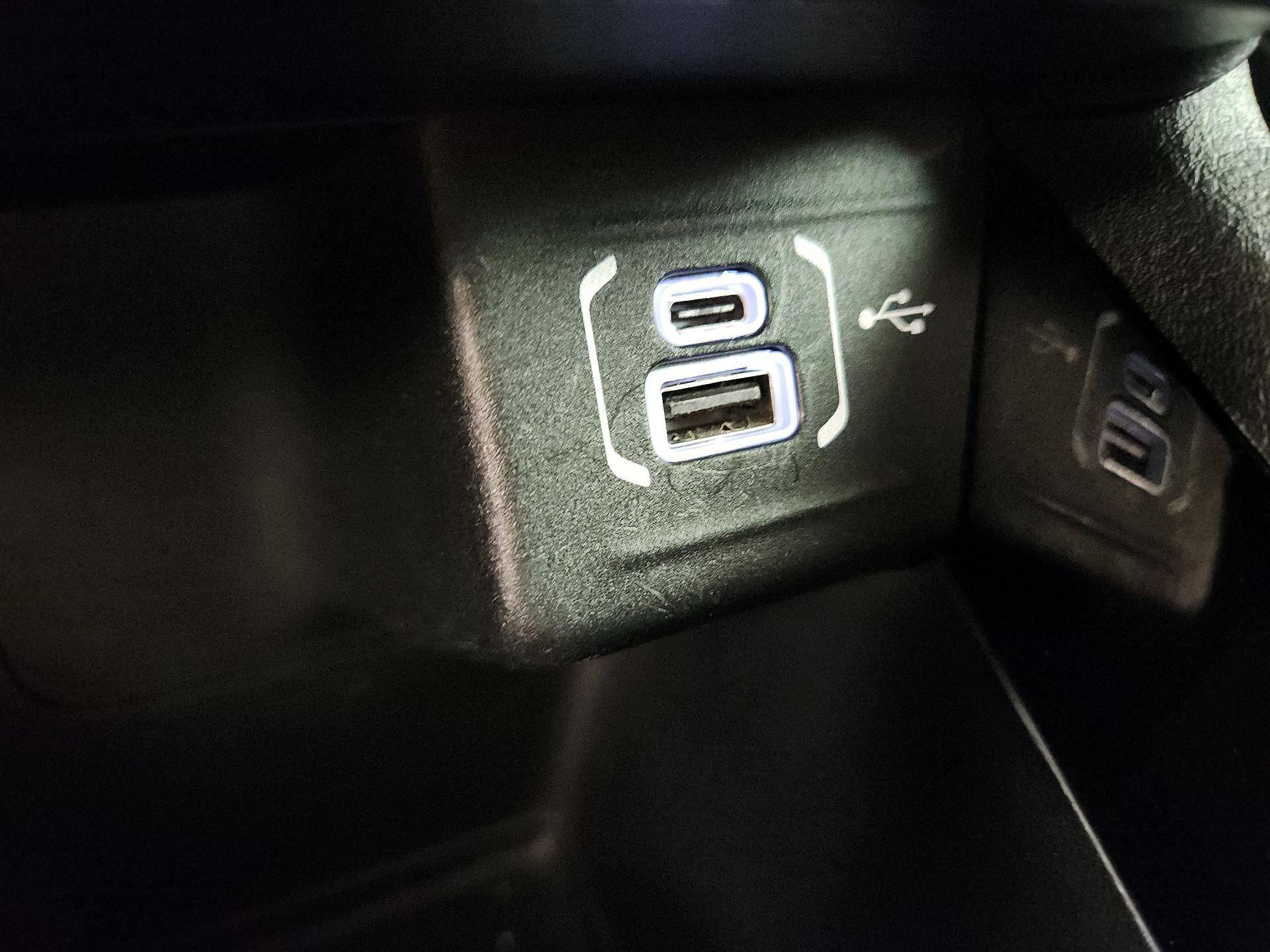 Thumbnail: 2022 Jeep Compass - 18