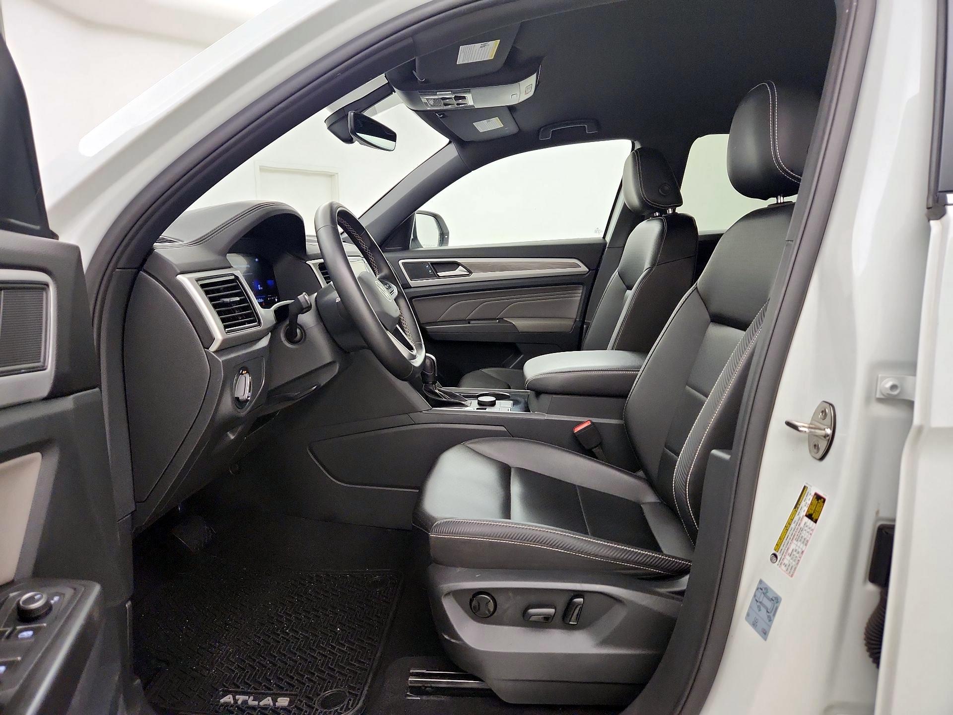 Thumbnail: 2022 Volkswagen Atlas - 11