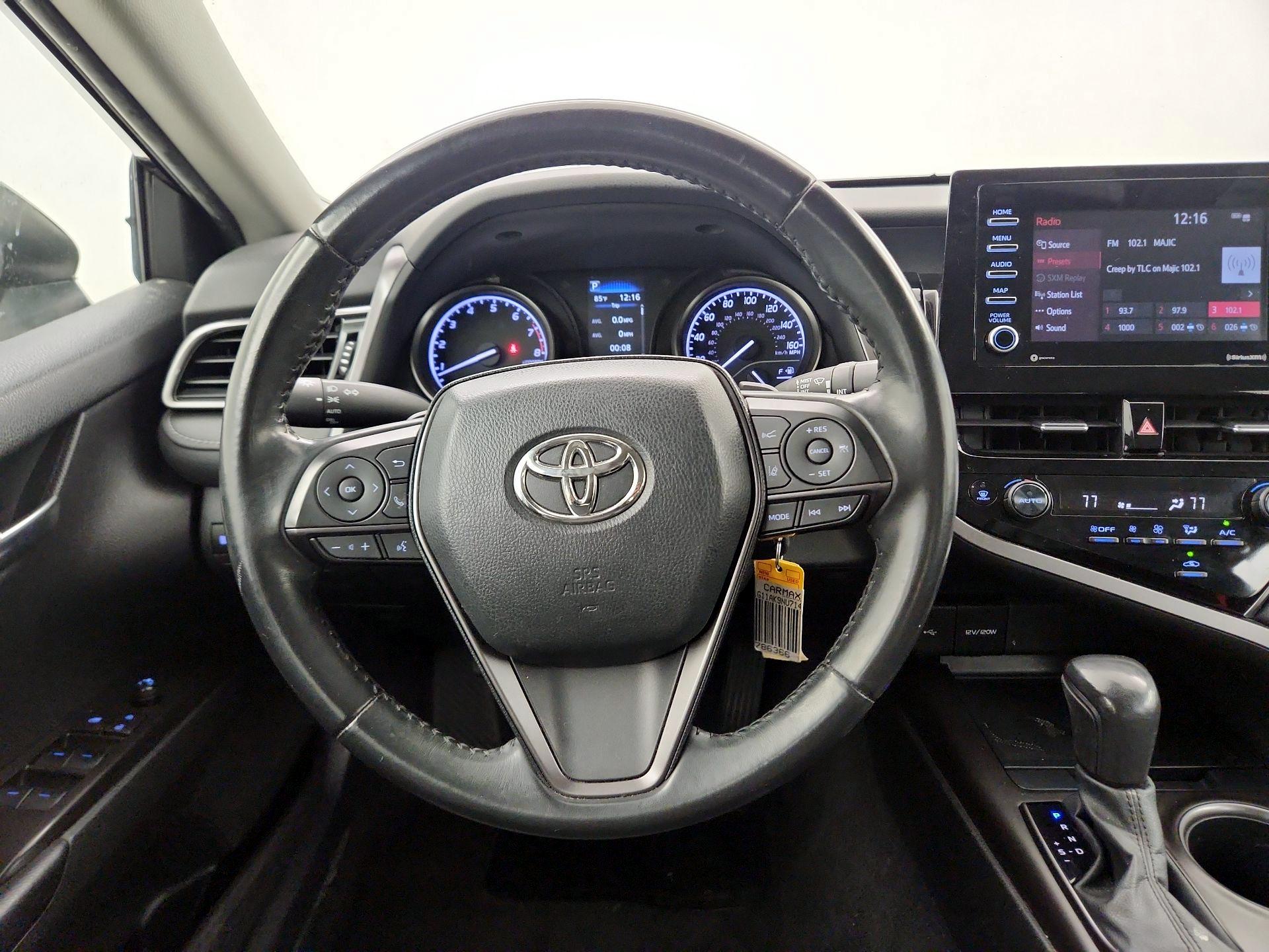 Thumbnail: 2022 Toyota Camry - 10