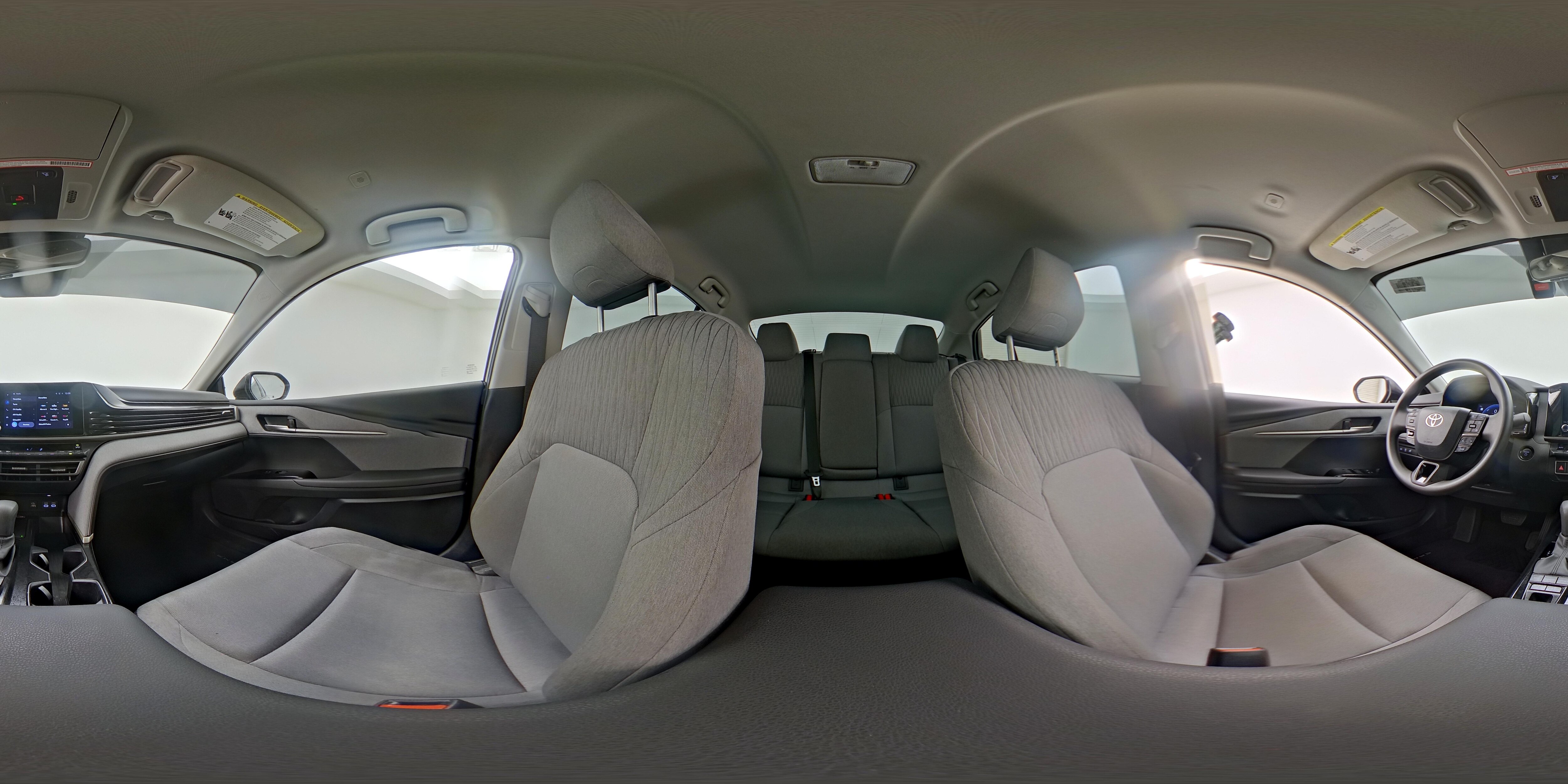 2025 Toyota Camry LE - Photo 24