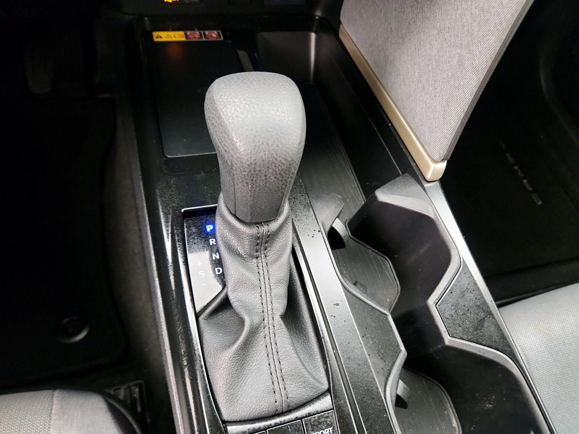 Thumbnail: 2025 Toyota Camry - 17