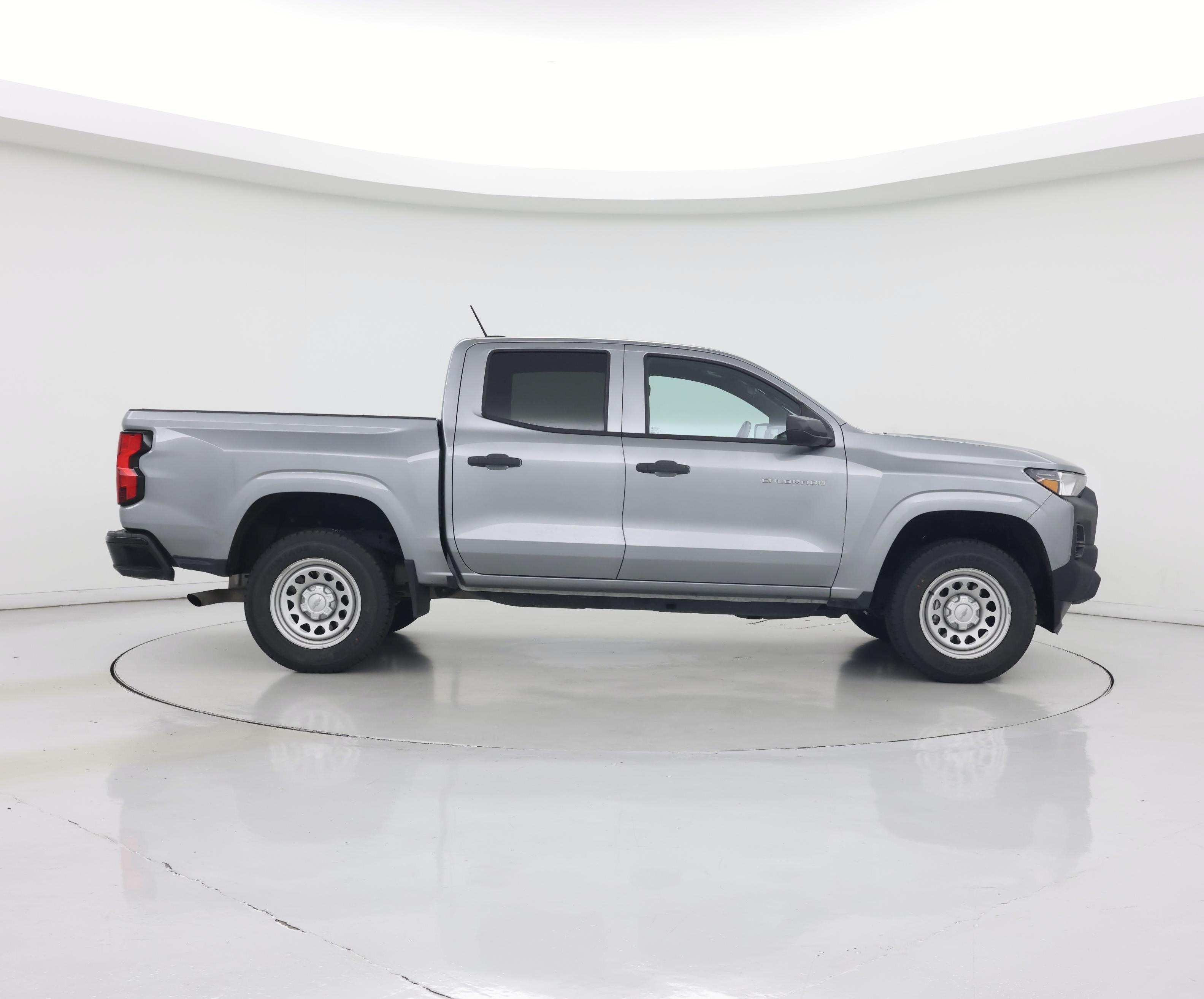 Thumbnail: 2023 Chevrolet Colorado - 7