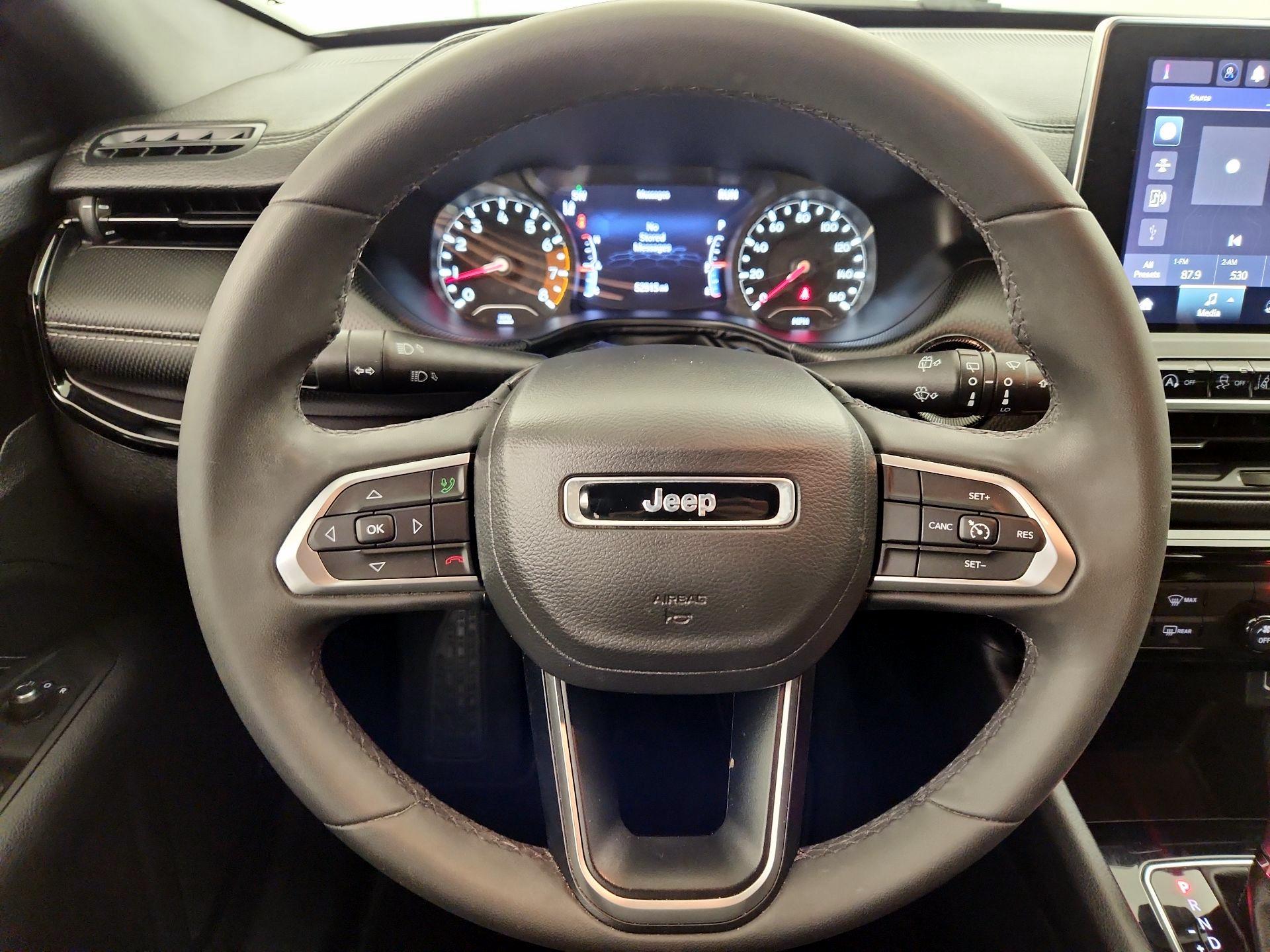 Thumbnail: 2022 Jeep Compass - 10