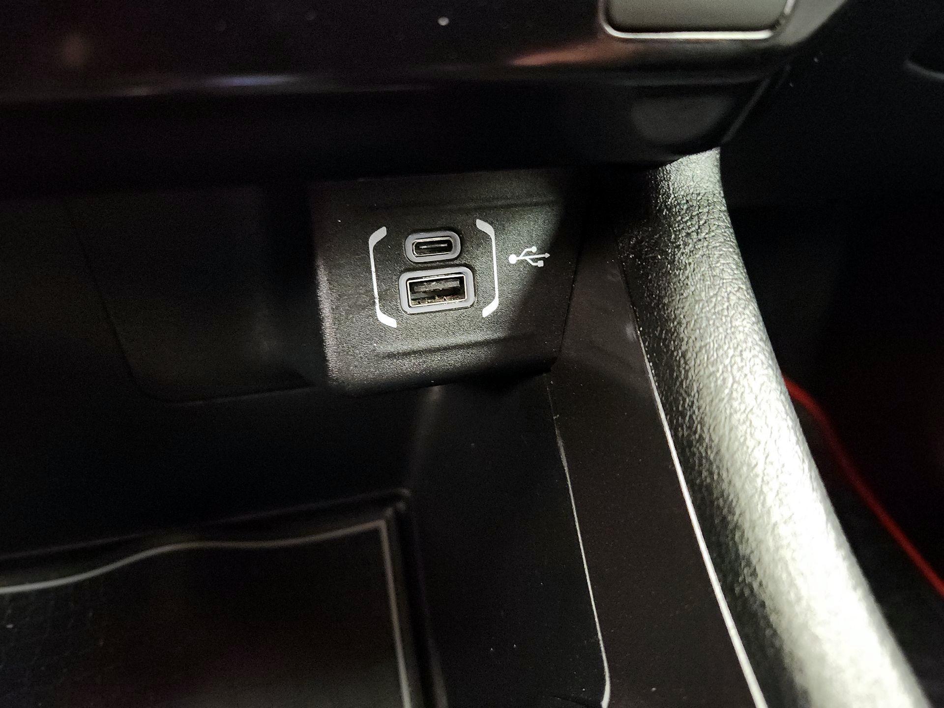 Thumbnail: 2024 Jeep Compass - 18