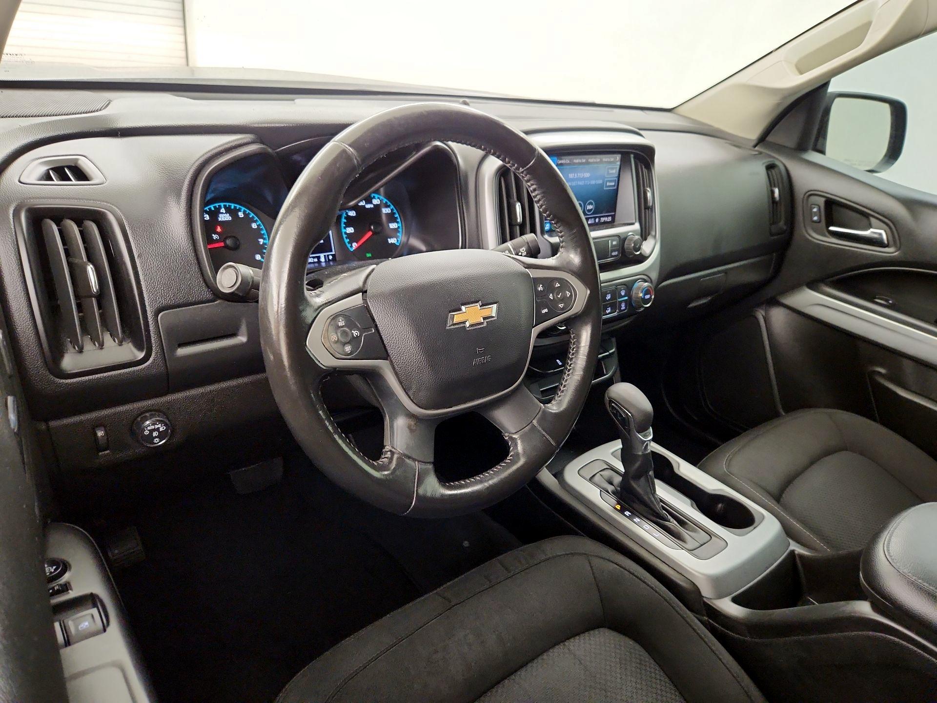 Thumbnail: 2022 Chevrolet Colorado - 9