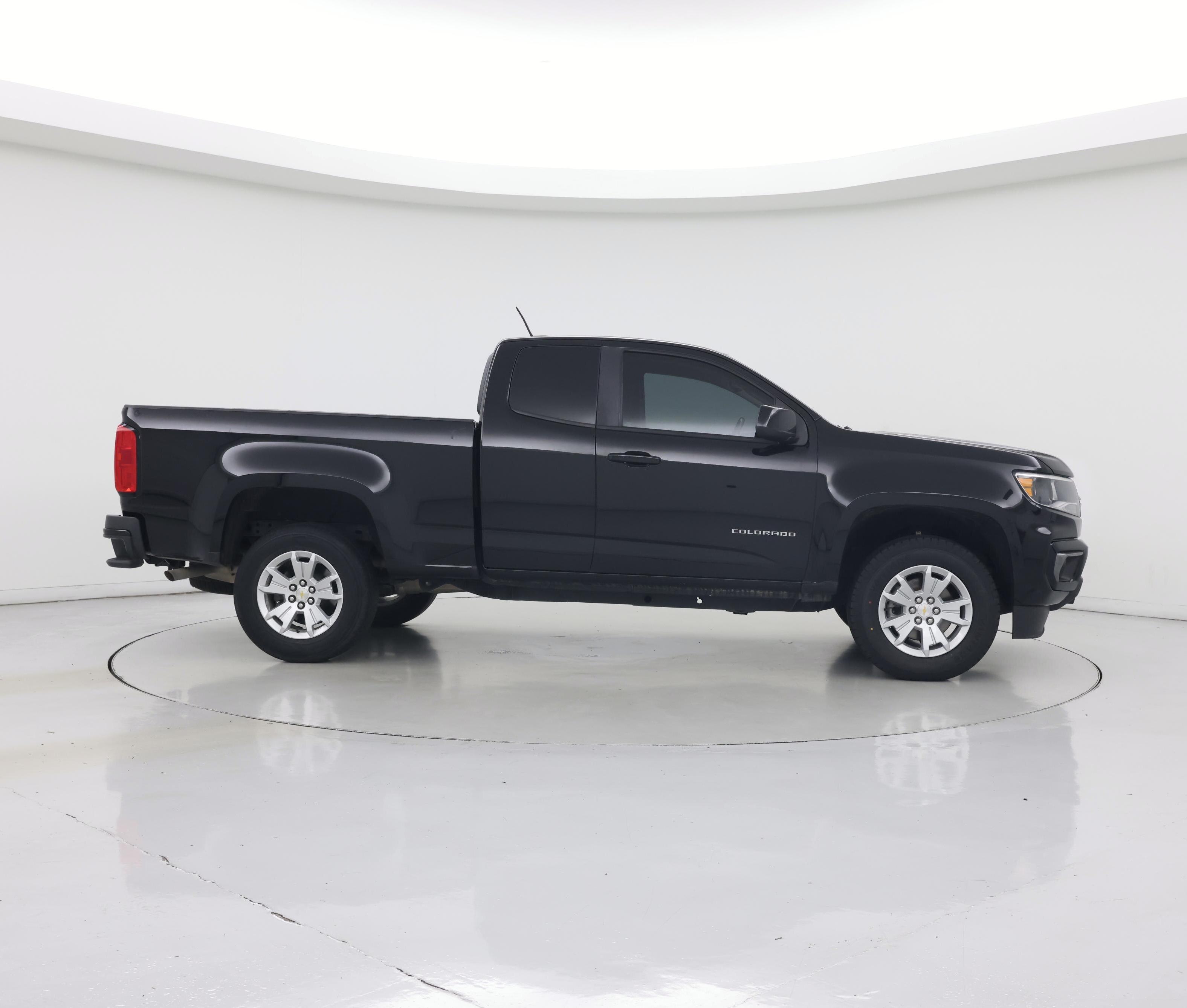 Thumbnail: 2022 Chevrolet Colorado - 7
