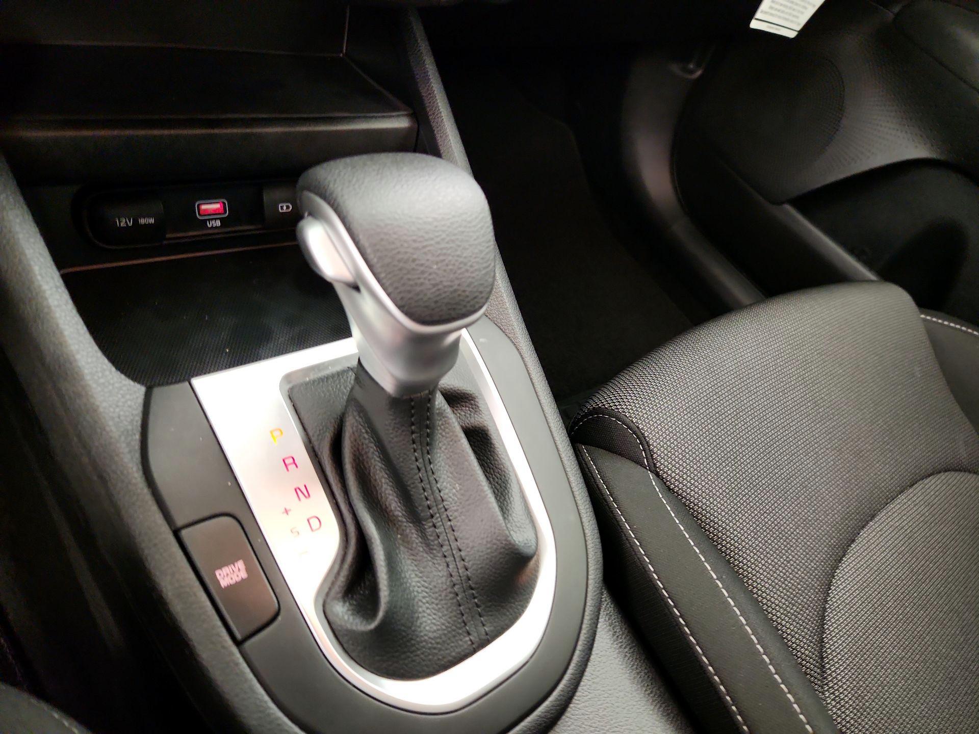 Thumbnail: 2024 Kia Forte - 17