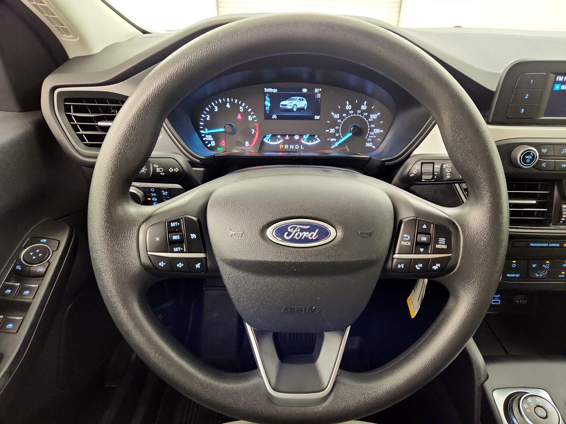 Thumbnail: 2022 Ford Escape - 10