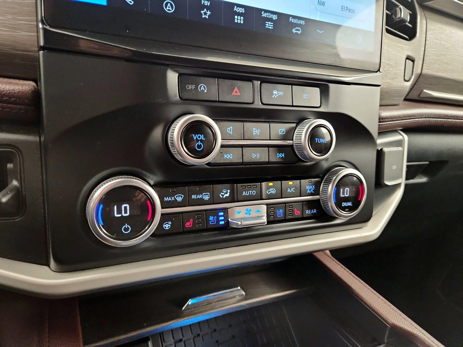 Thumbnail: 2024 Ford Expedition MAX - 17