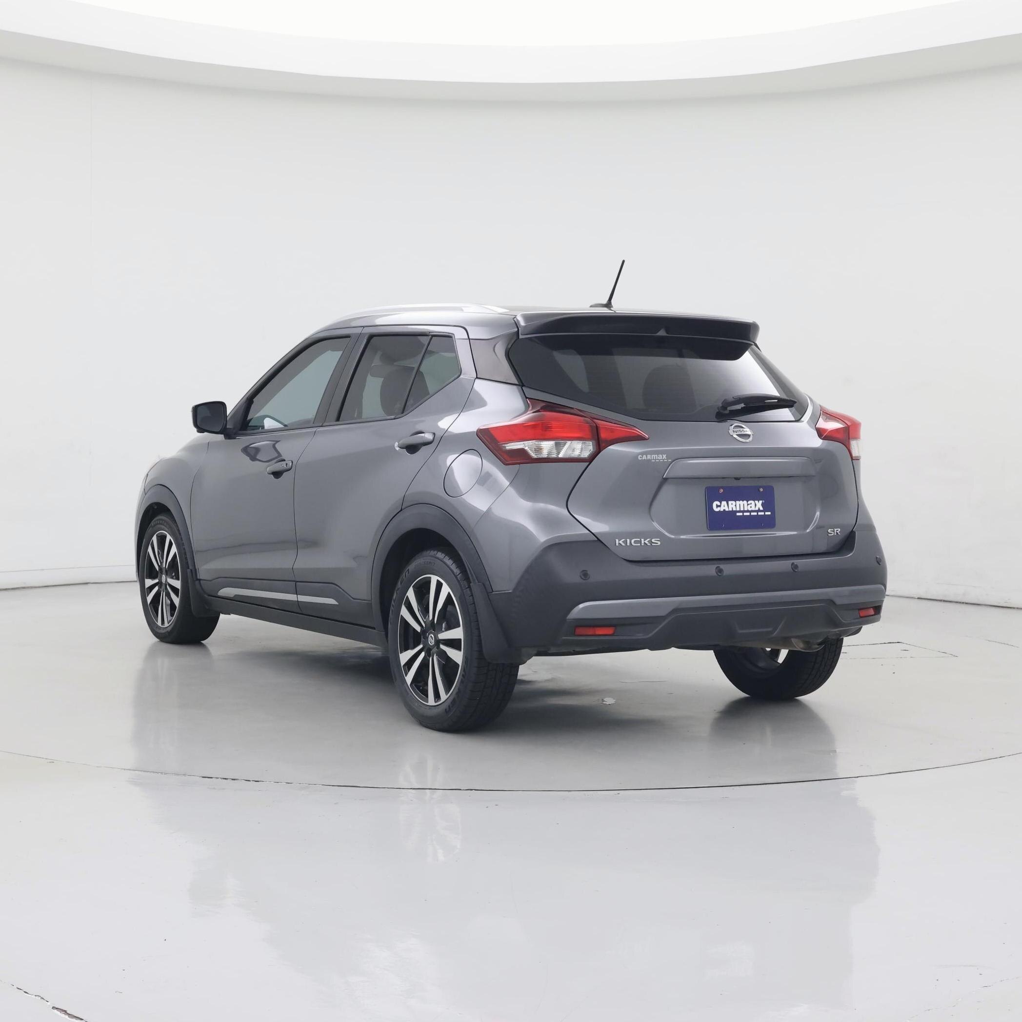 Thumbnail: 2020 Nissan Kicks - 2