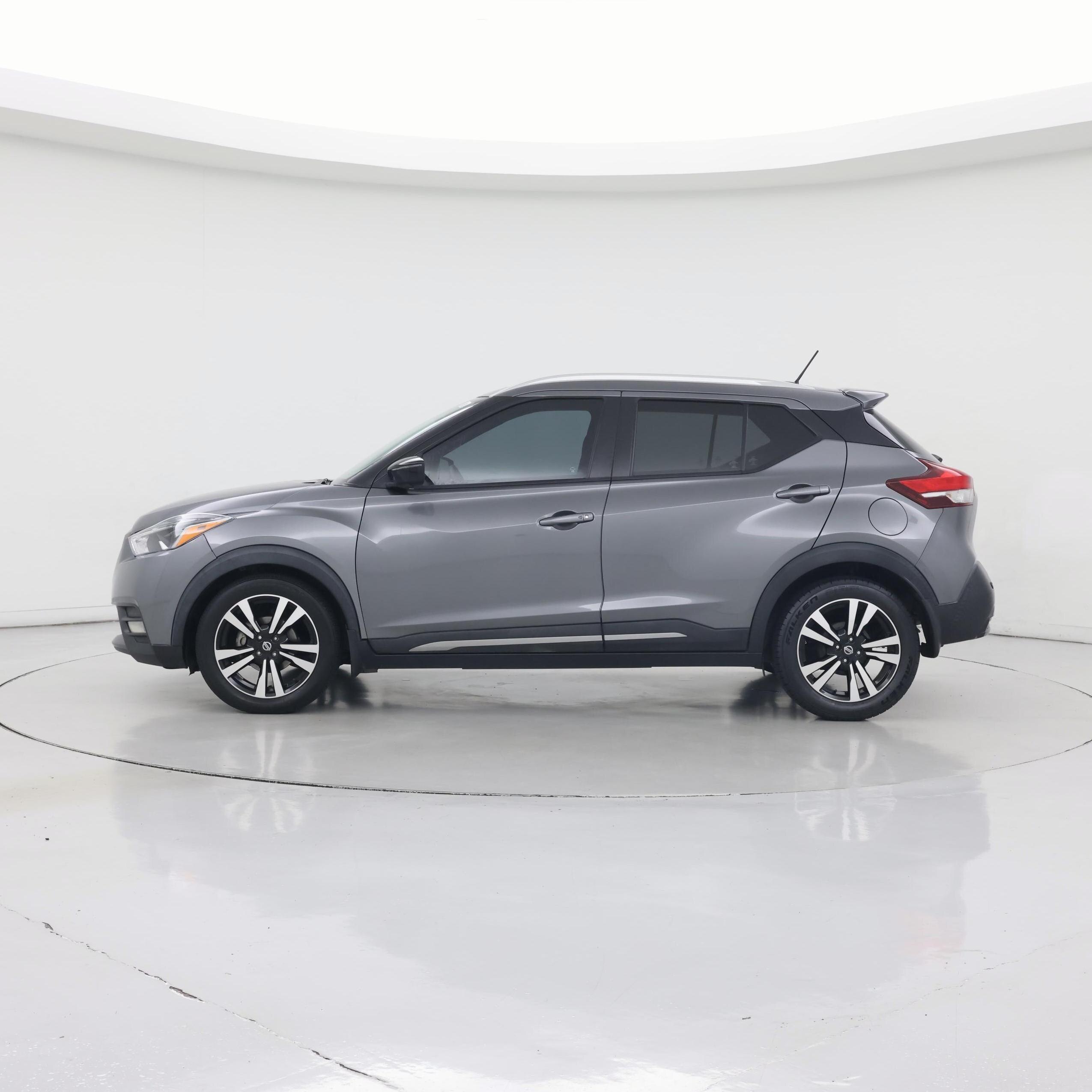 Thumbnail: 2020 Nissan Kicks - 3