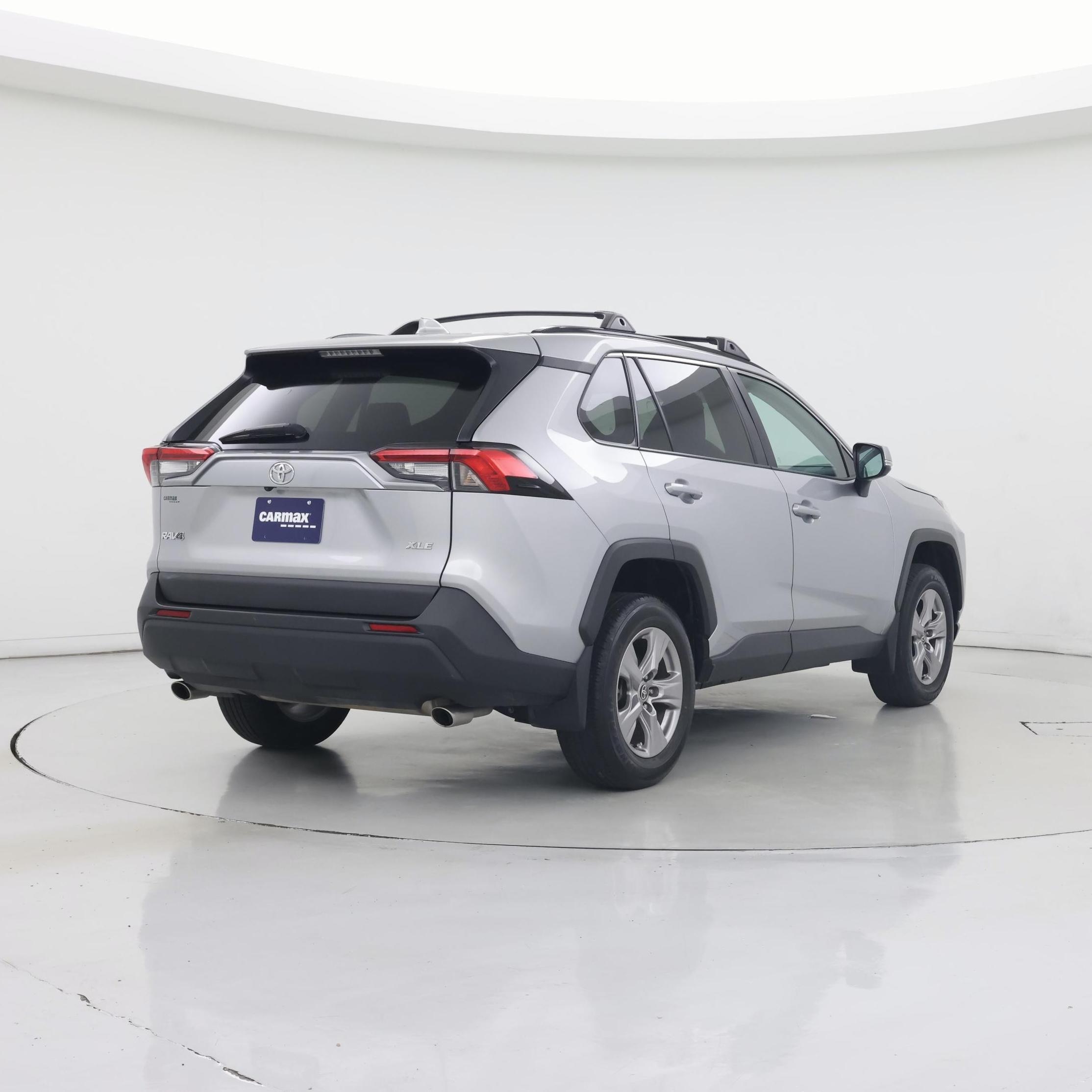 Thumbnail: 2024 Toyota RAV4 - 8
