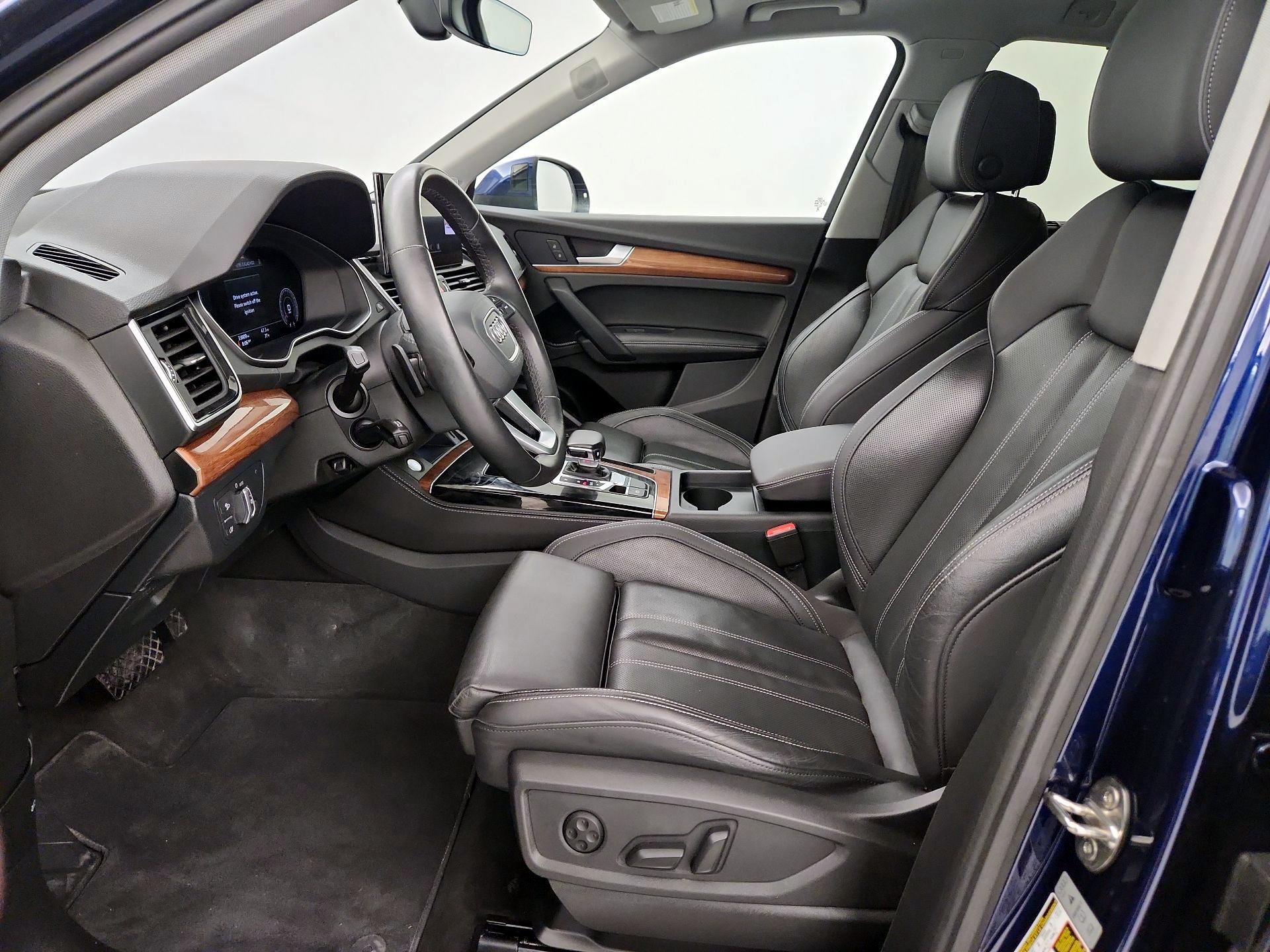 Thumbnail: 2023 Audi Q5 - 11