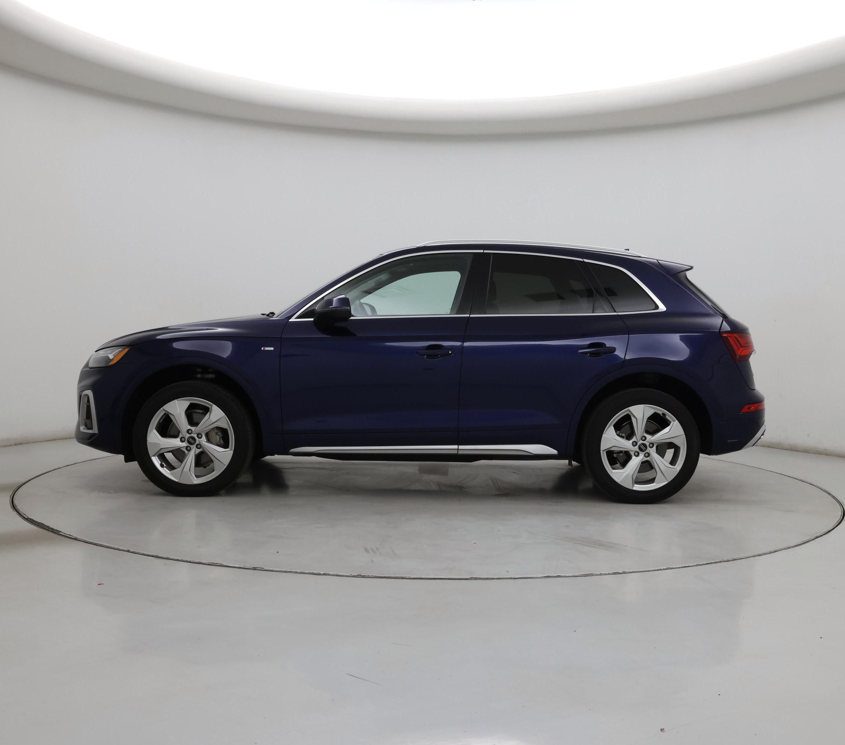 Thumbnail: 2023 Audi Q5 - 3