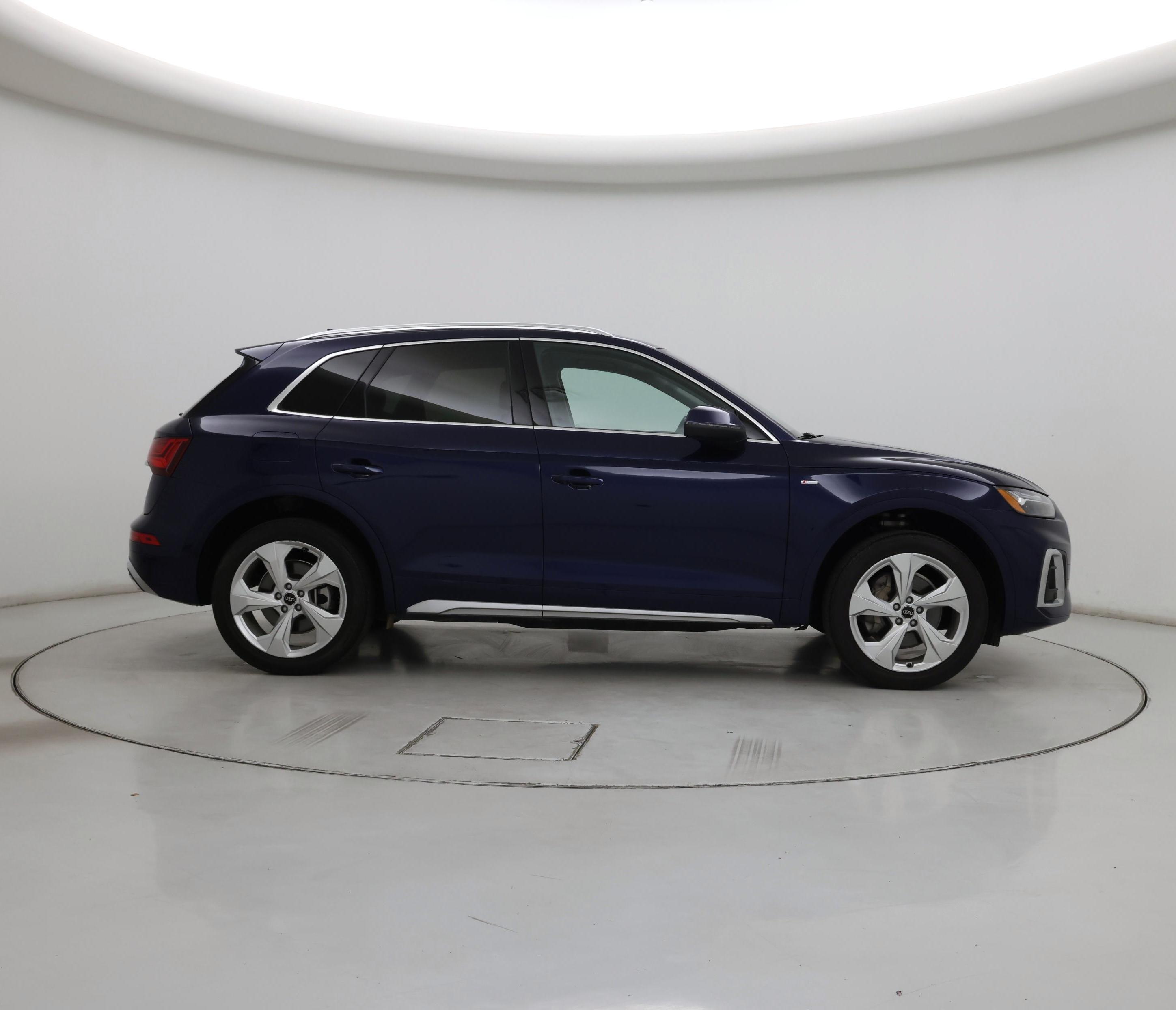 Thumbnail: 2023 Audi Q5 - 7