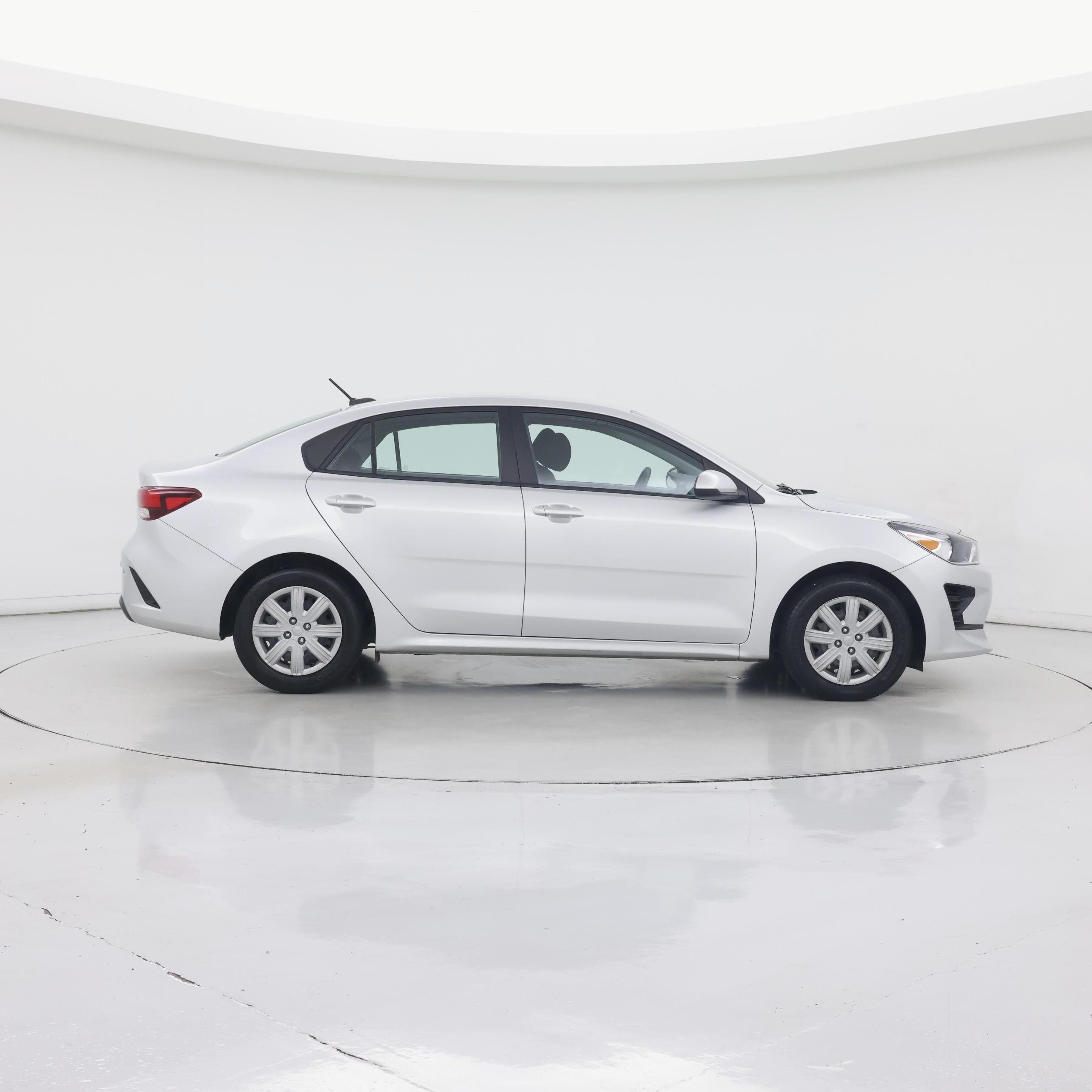 Thumbnail: 2023 Kia Rio - 7