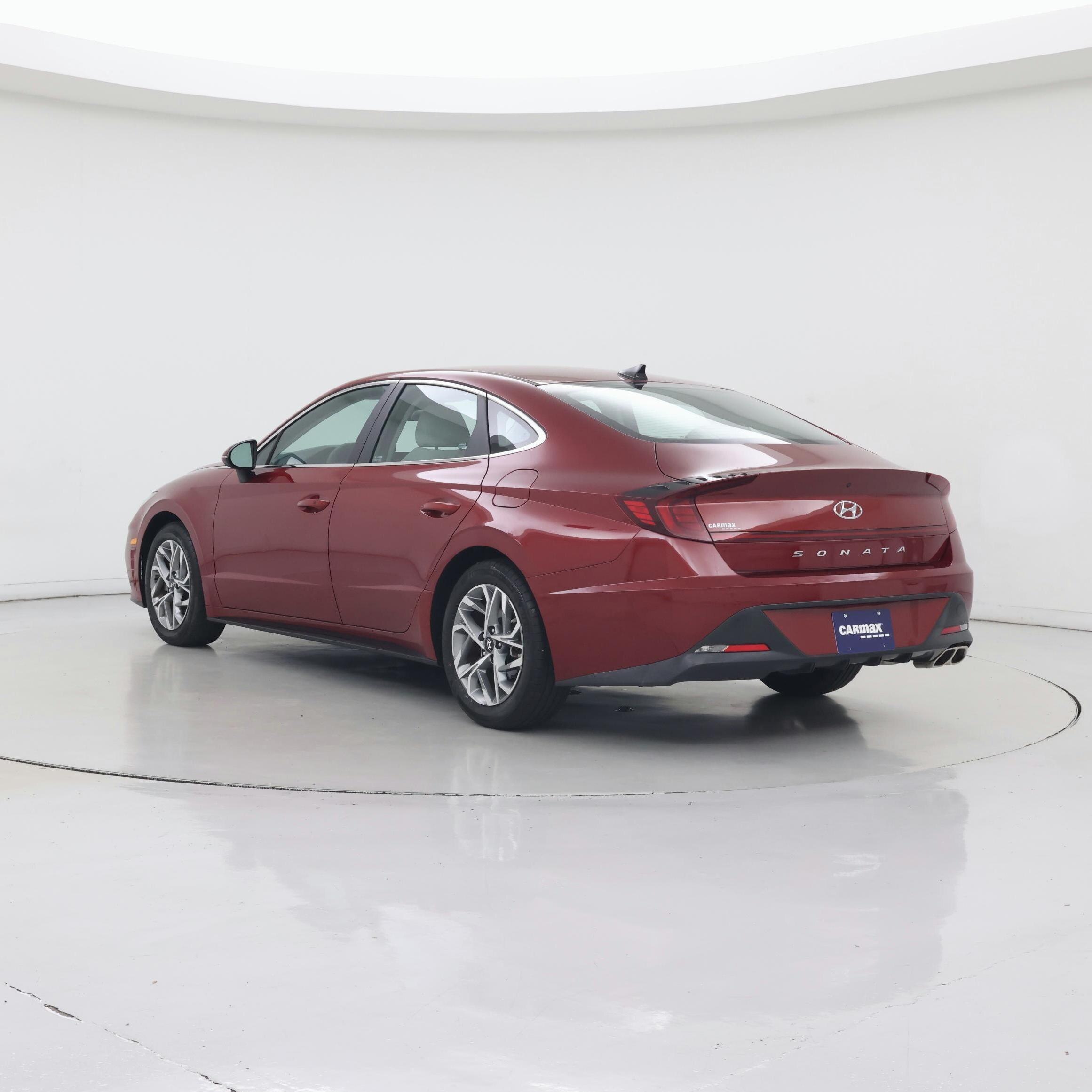 Thumbnail: 2023 Hyundai Sonata - 2