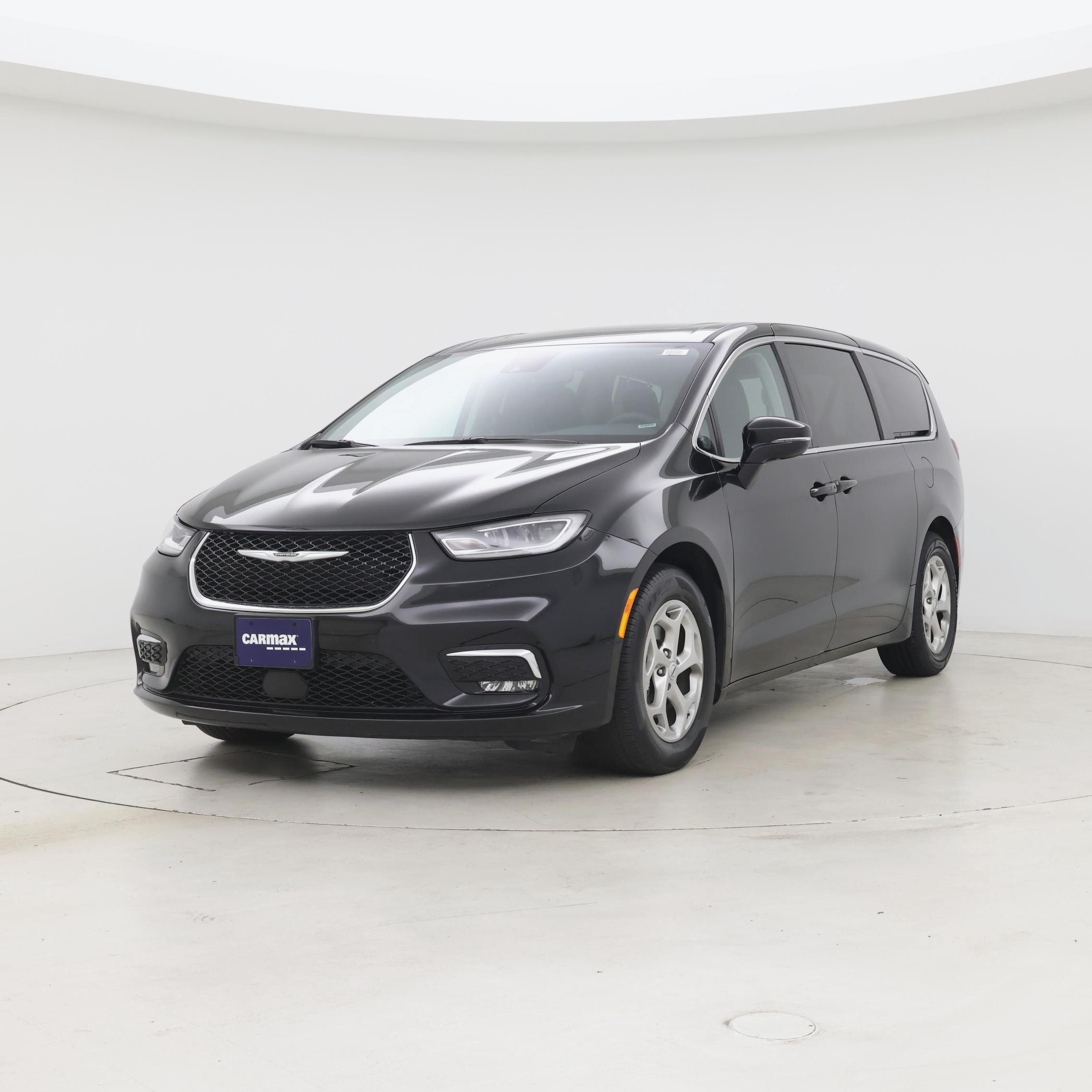 Thumbnail: 2024 Chrysler Pacifica - 4