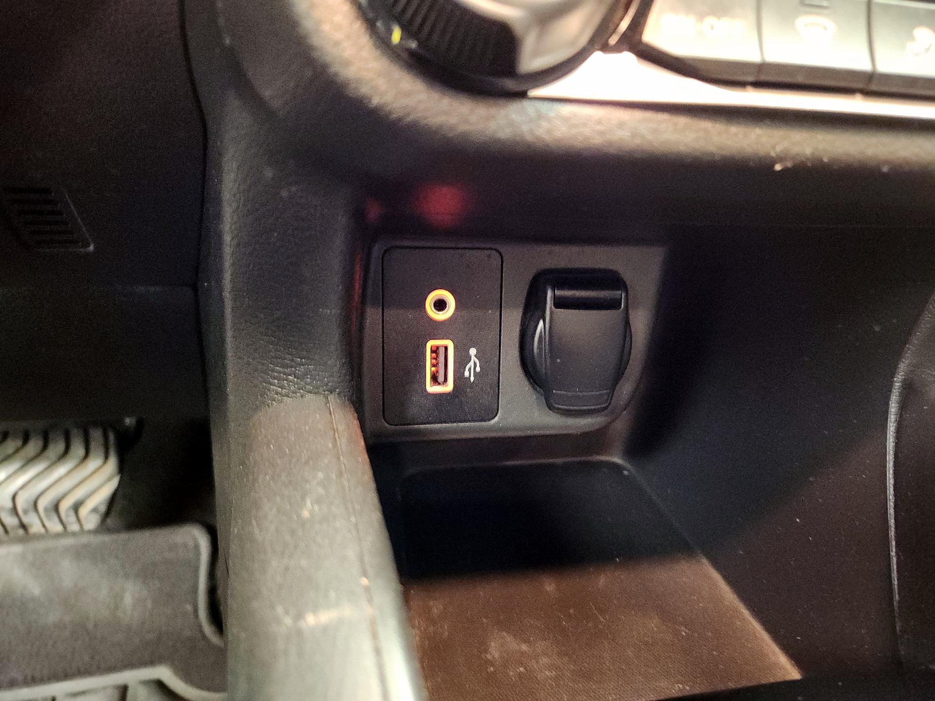 Thumbnail: 2020 Nissan Versa - 17