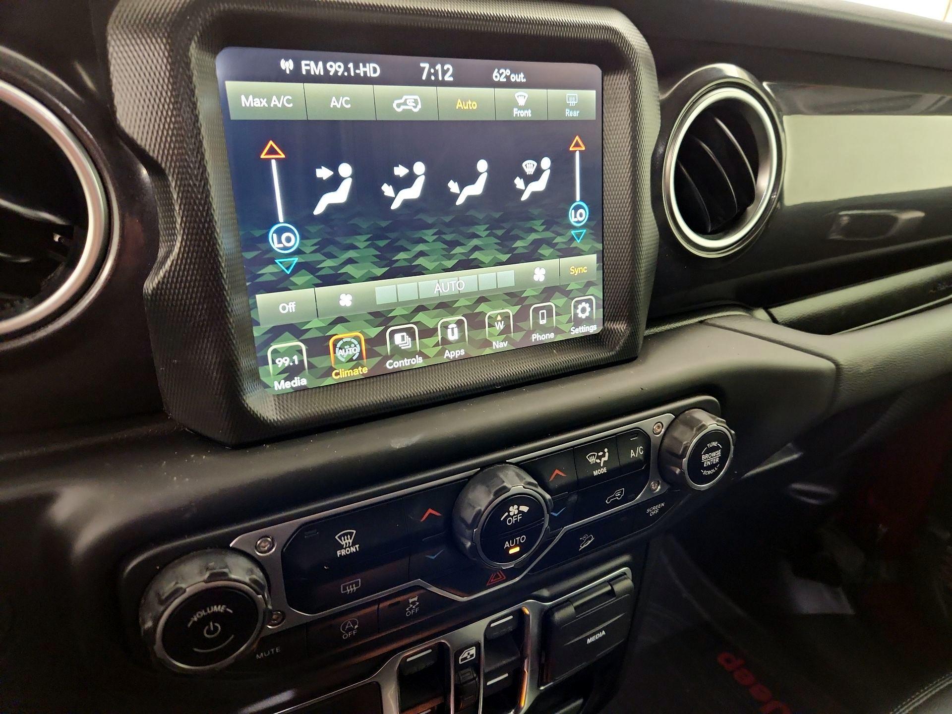 Thumbnail: 2021 Jeep Wrangler - 17