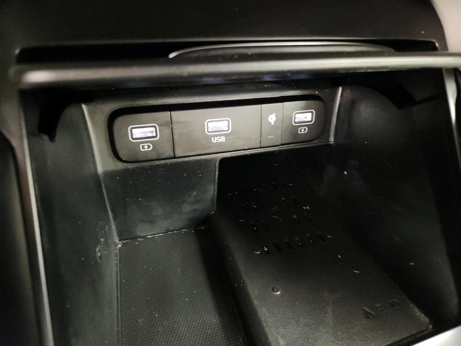 2021 Kia Sorento EX - Photo 19