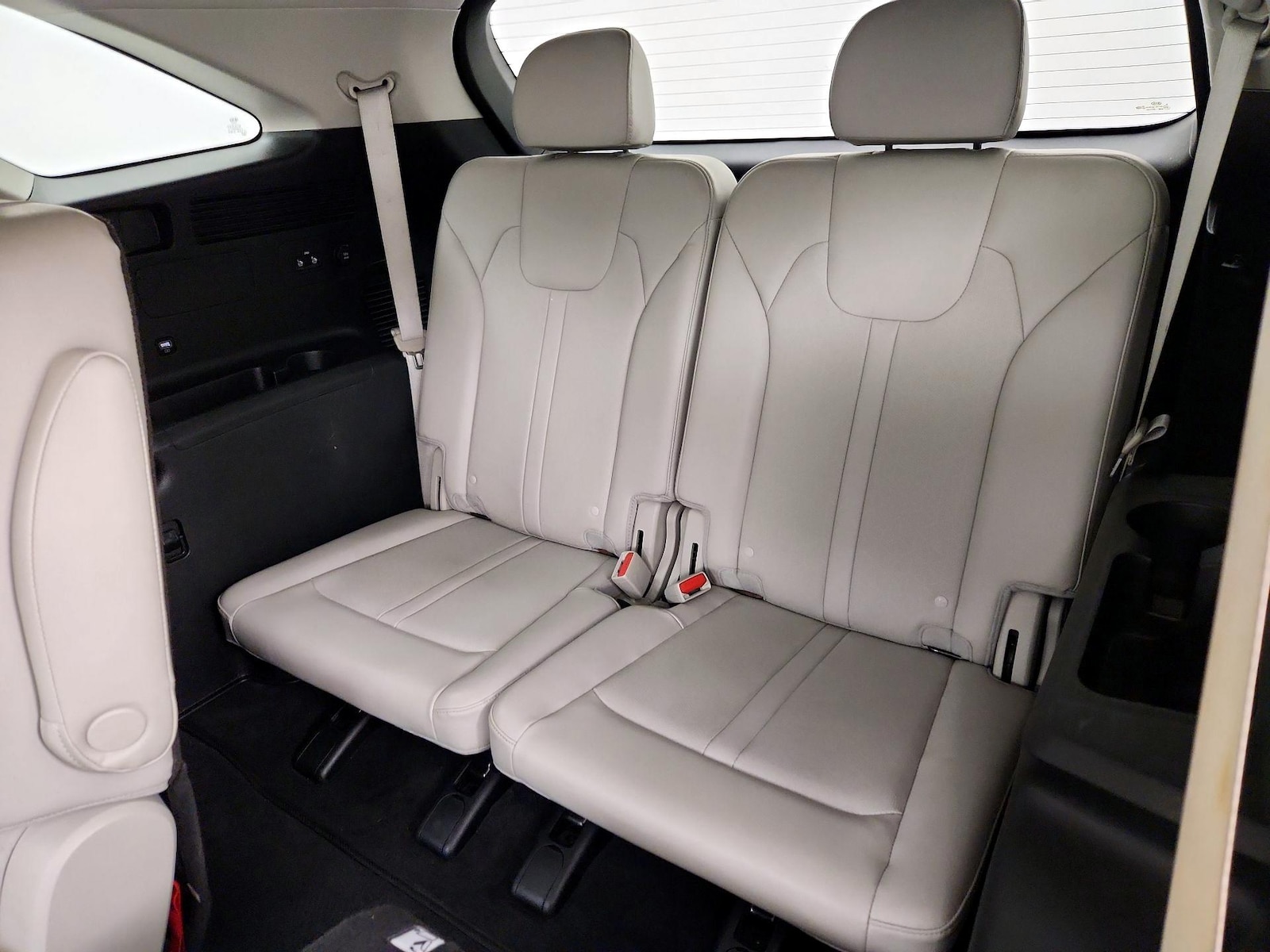 2021 Kia Sorento EX - Photo 21