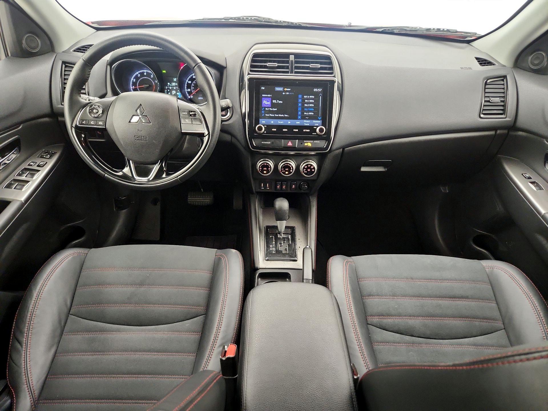 Thumbnail: 2022 Mitsubishi Outlander Sport - 9