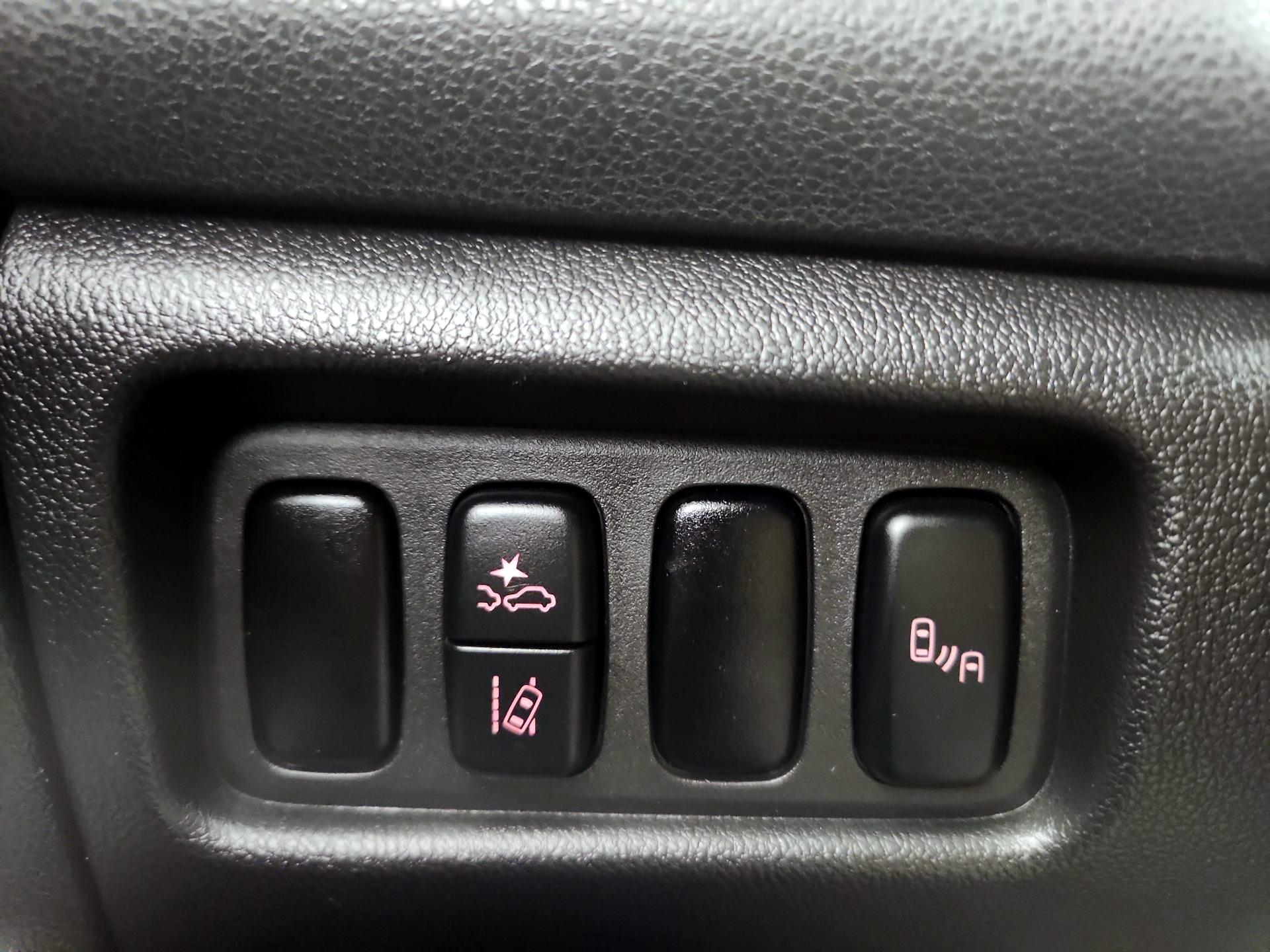 Thumbnail: 2022 Mitsubishi Outlander Sport - 13