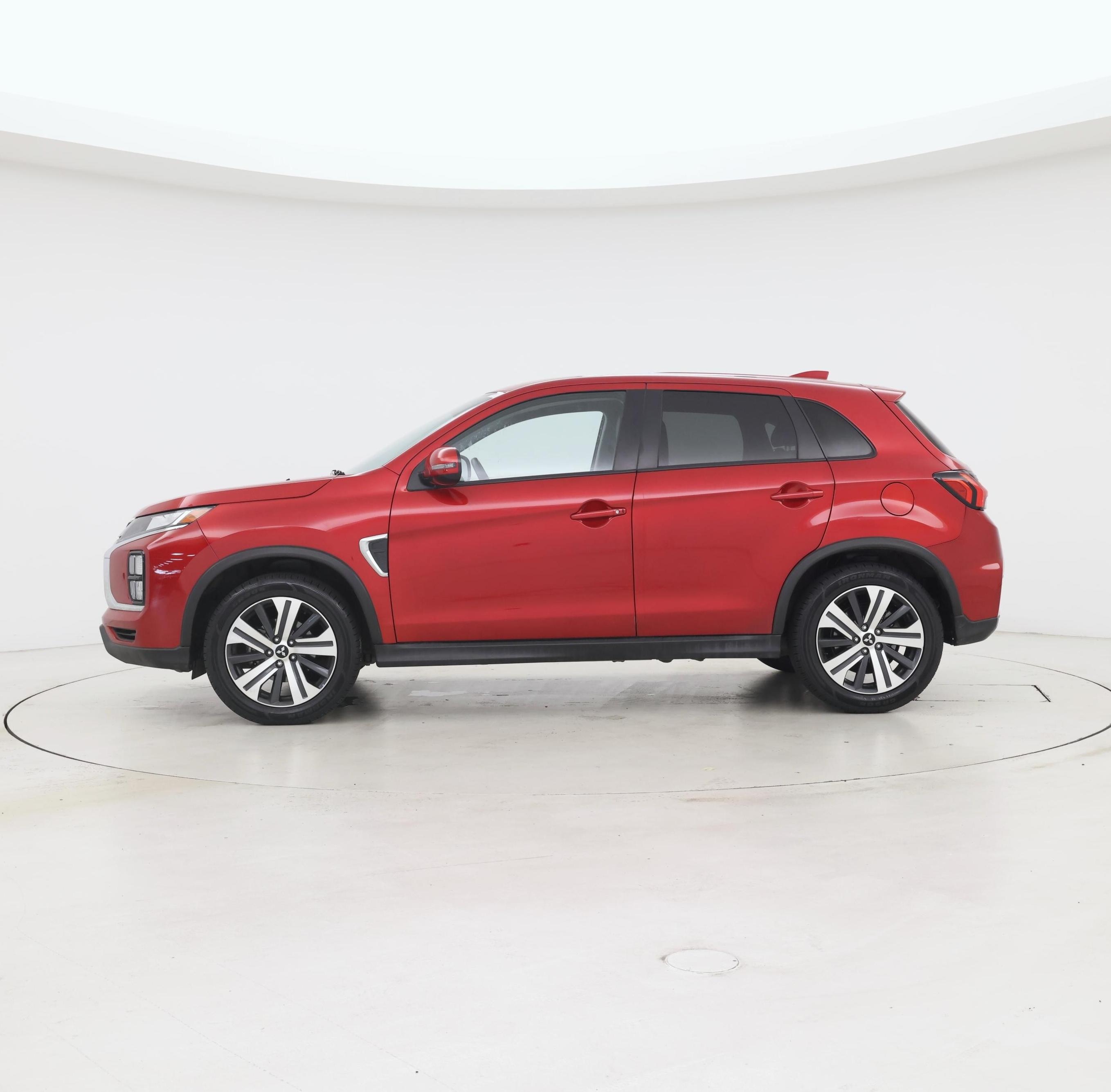 Thumbnail: 2022 Mitsubishi Outlander Sport - 3