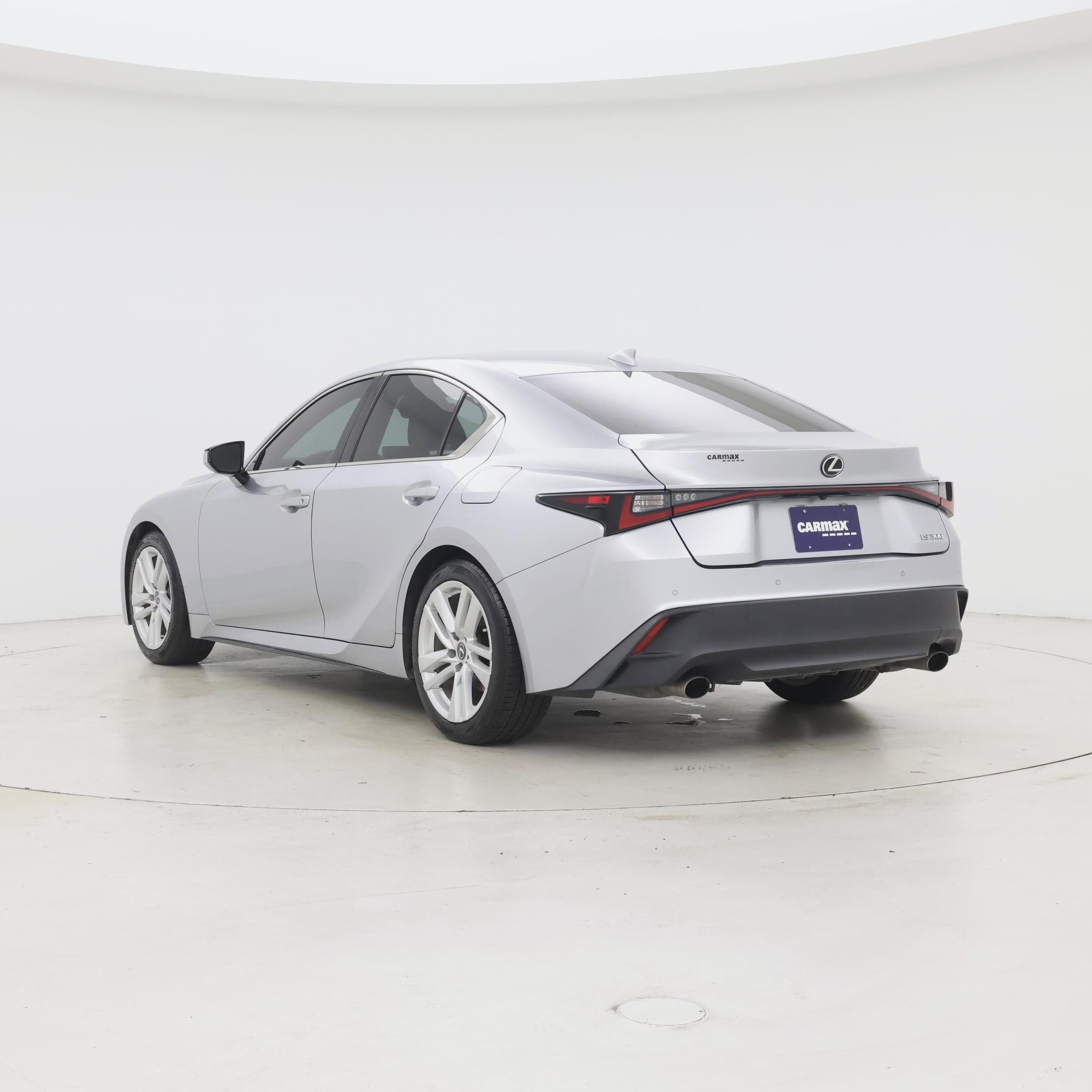 Thumbnail: 2021 Lexus IS - 2