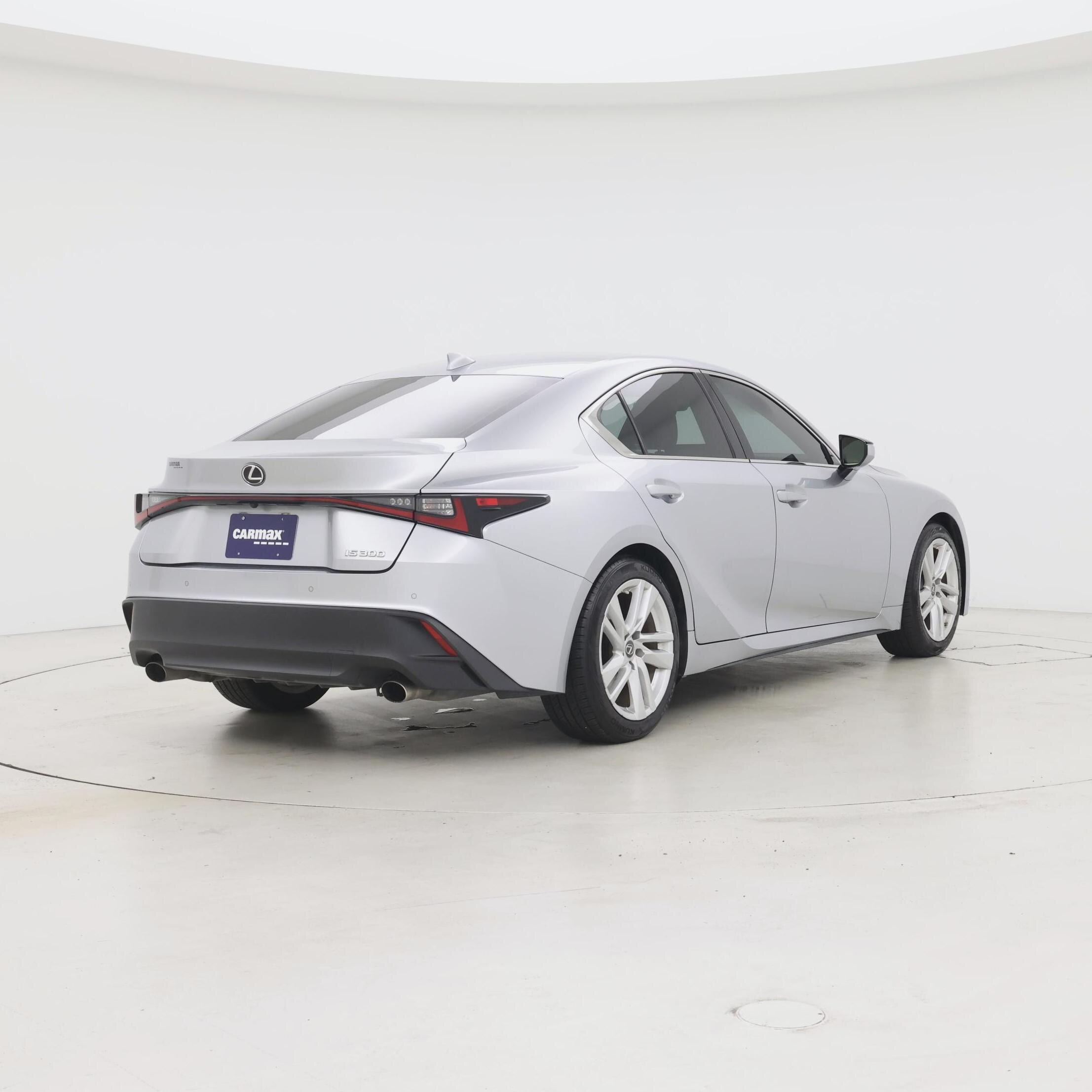 Thumbnail: 2021 Lexus IS - 8
