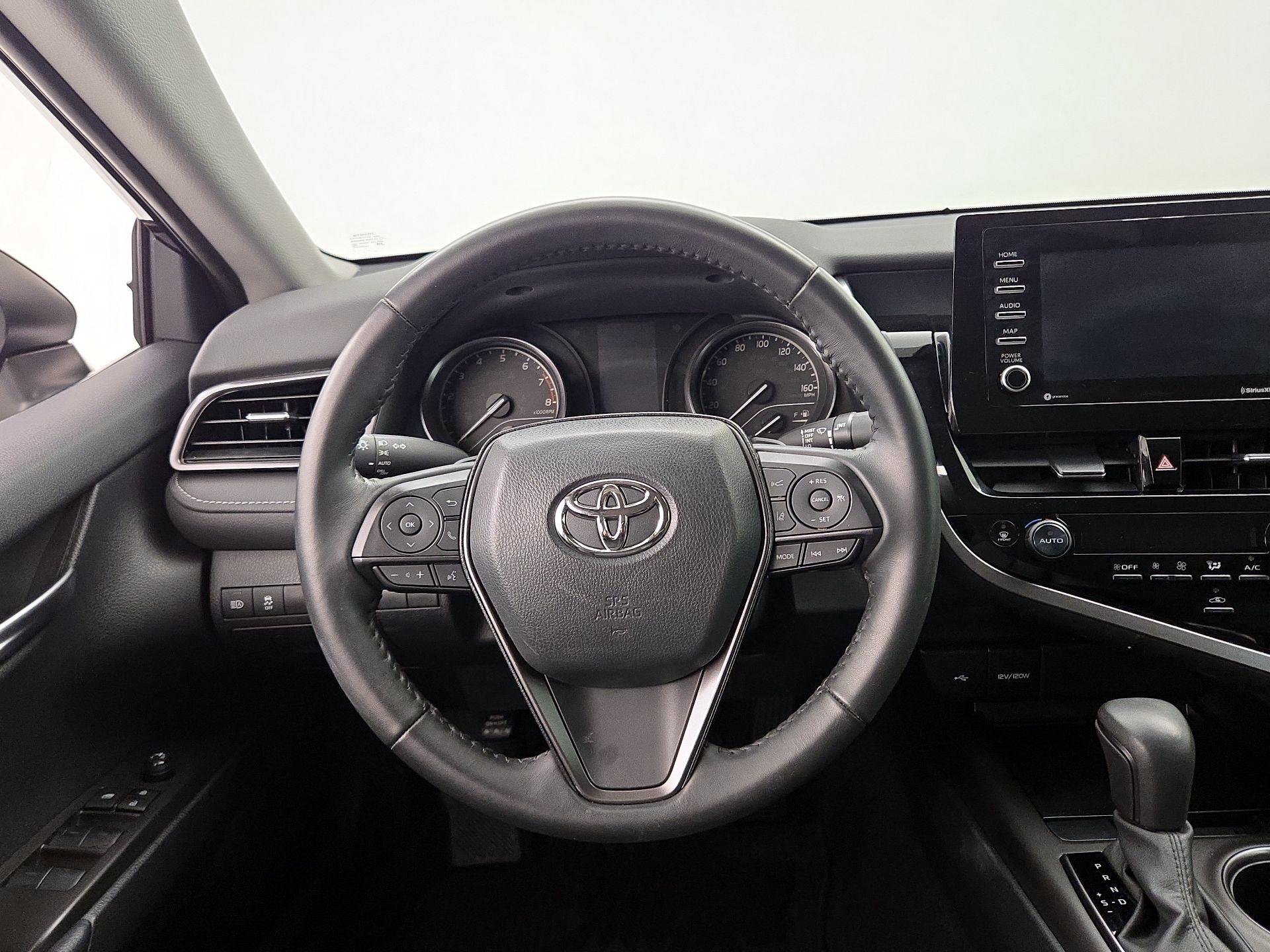 Thumbnail: 2023 Toyota Camry - 10