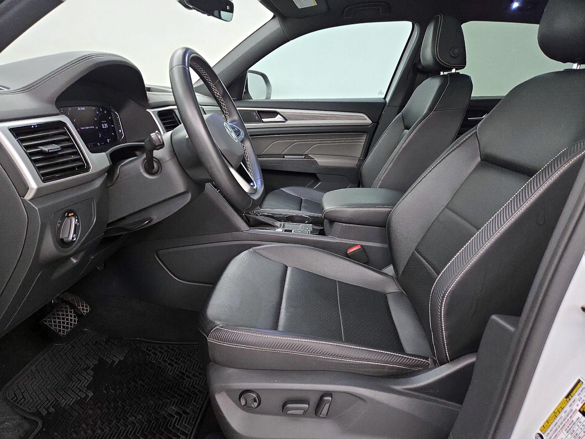 Thumbnail: 2022 Volkswagen Atlas - 11