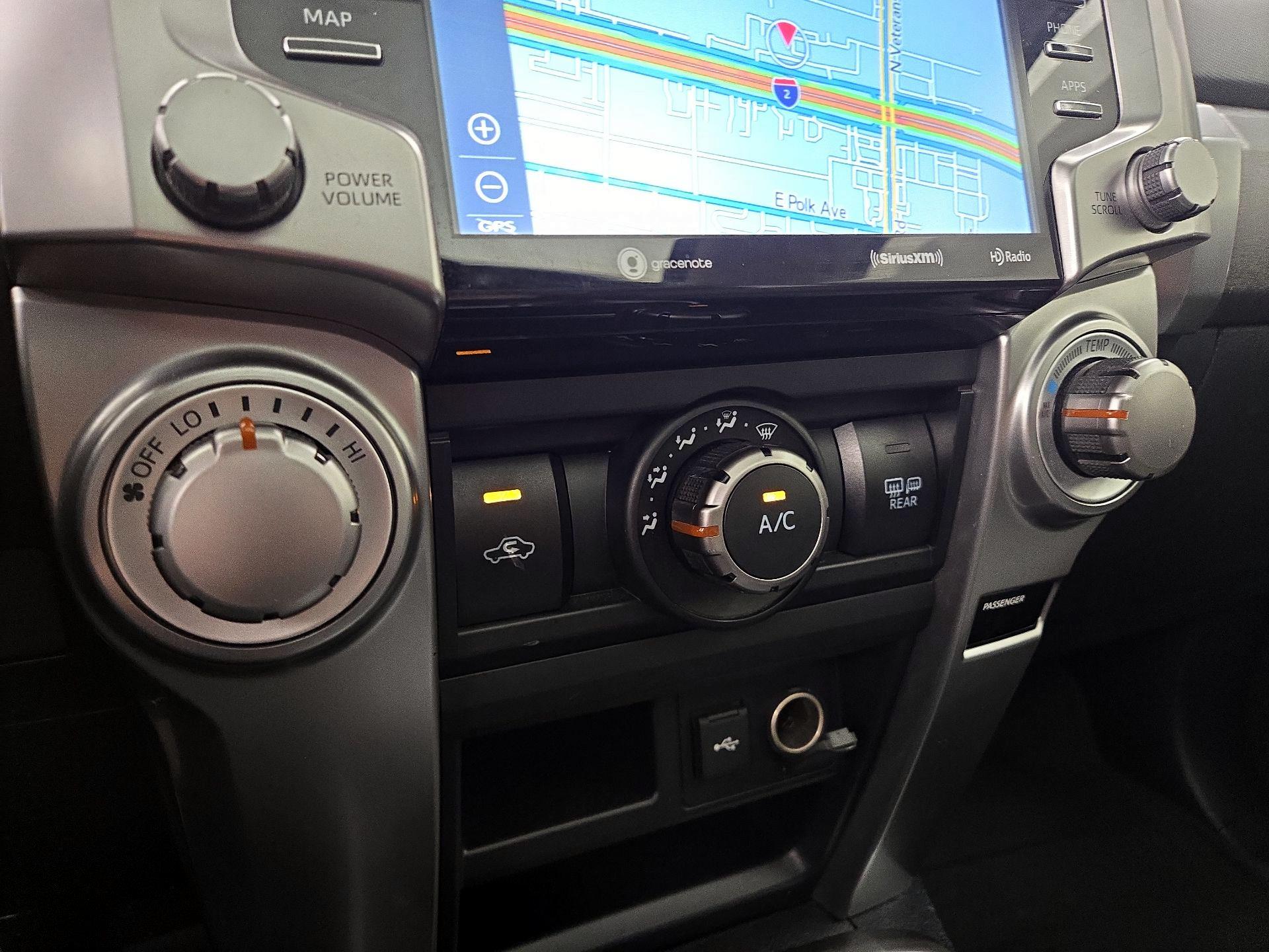 Thumbnail: 2021 Toyota 4Runner - 17
