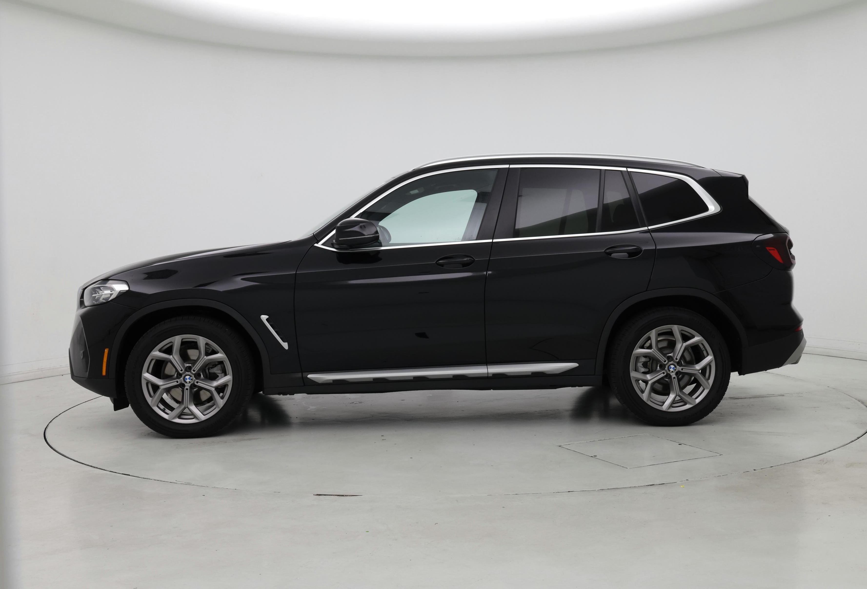 Thumbnail: 2023 BMW X3 - 3