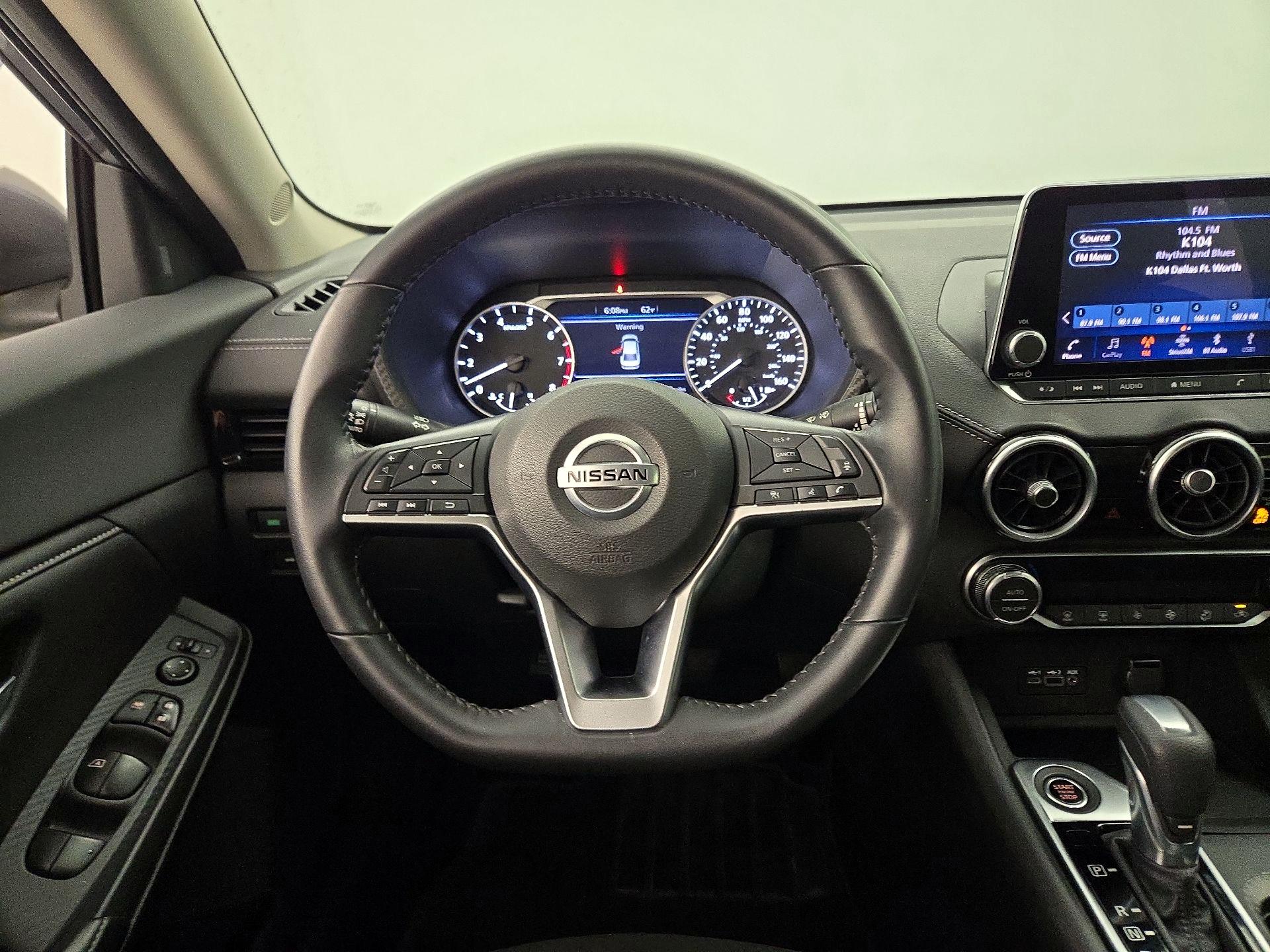 Thumbnail: 2021 Nissan Sentra - 10