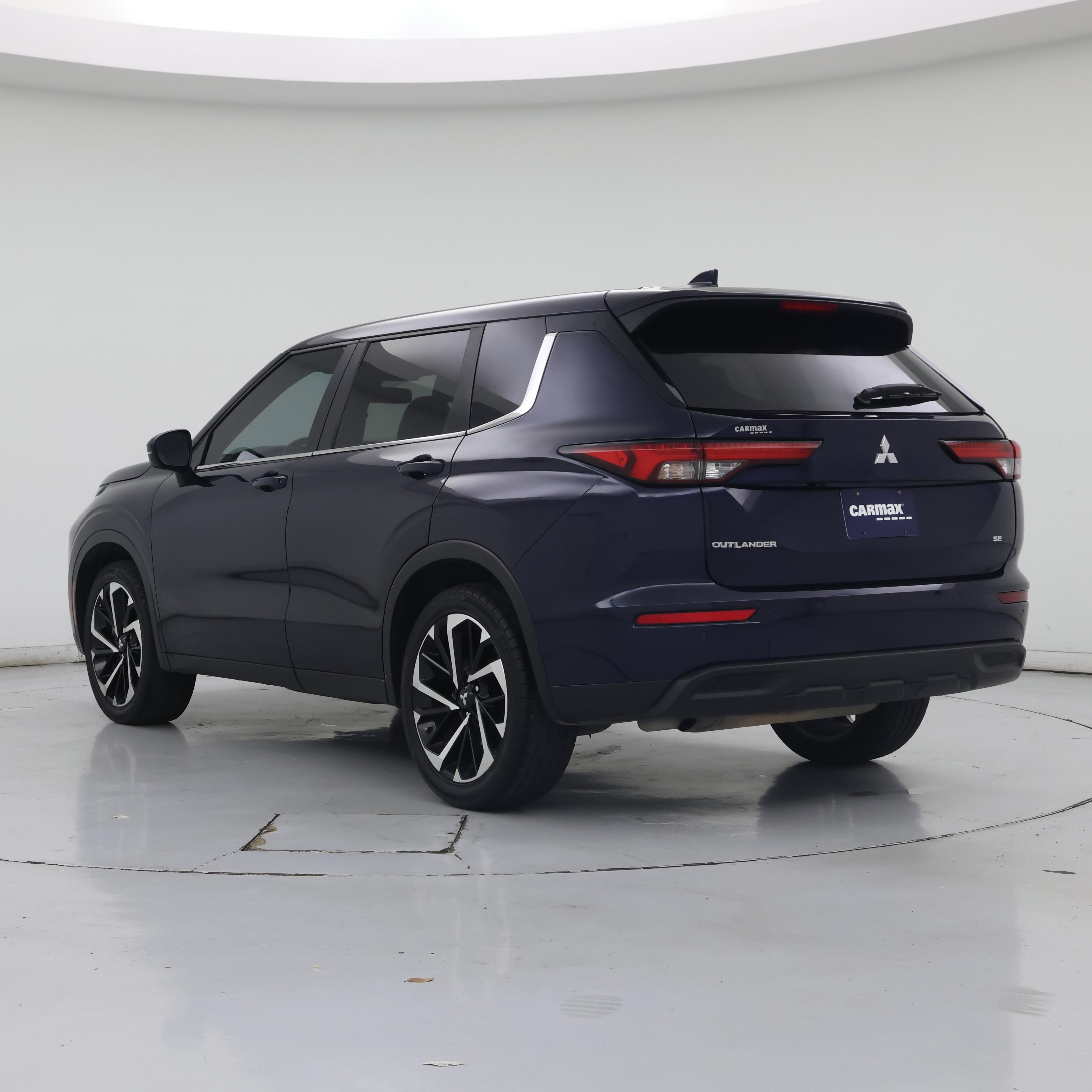Thumbnail: 2024 Mitsubishi Outlander - 2