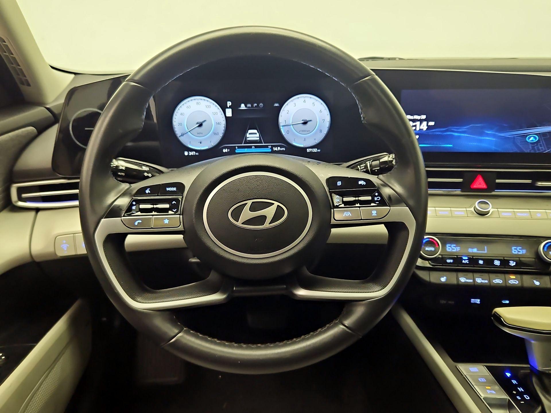 Thumbnail: 2024 Hyundai Elantra - 10