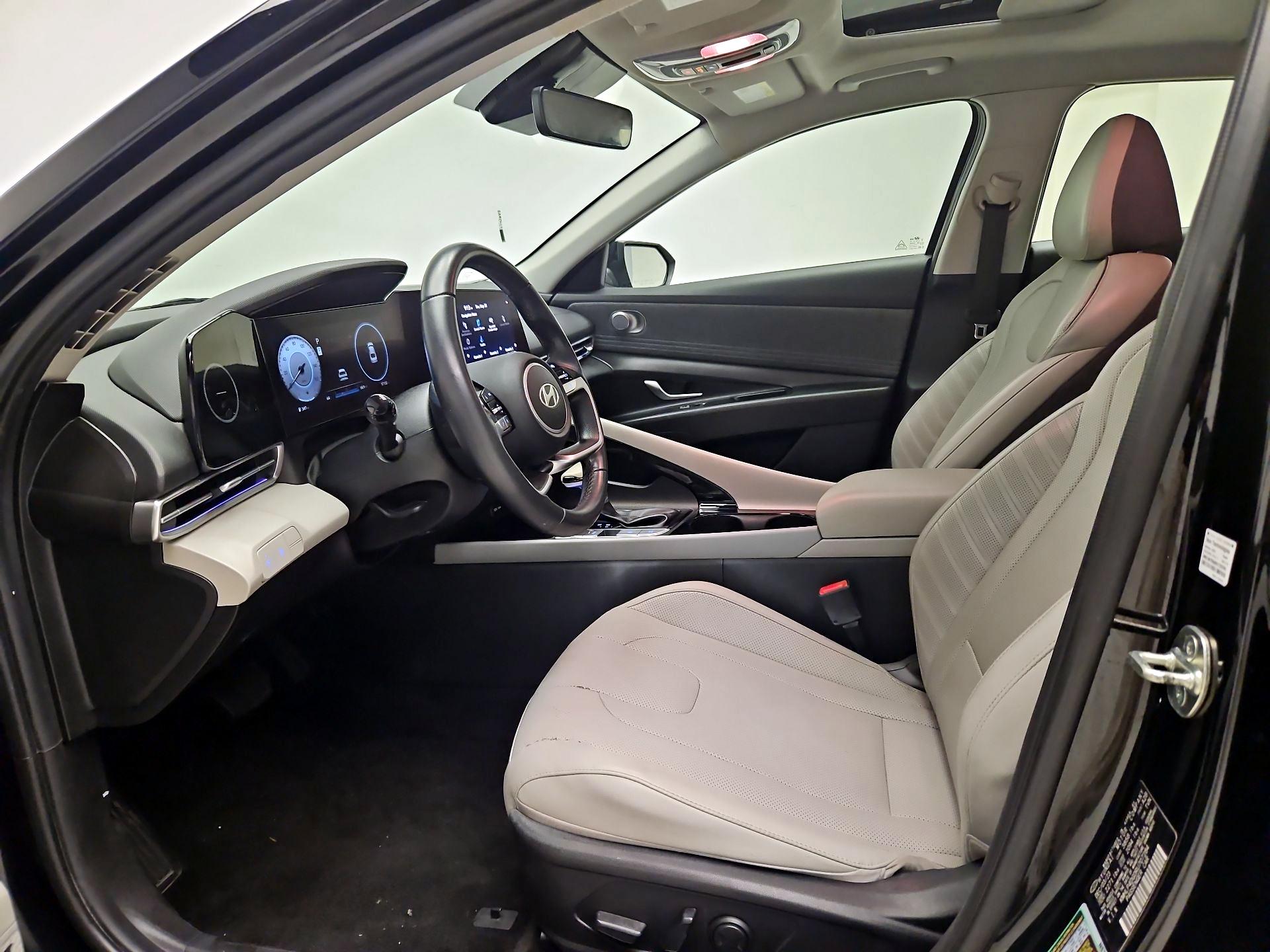 Thumbnail: 2024 Hyundai Elantra - 11