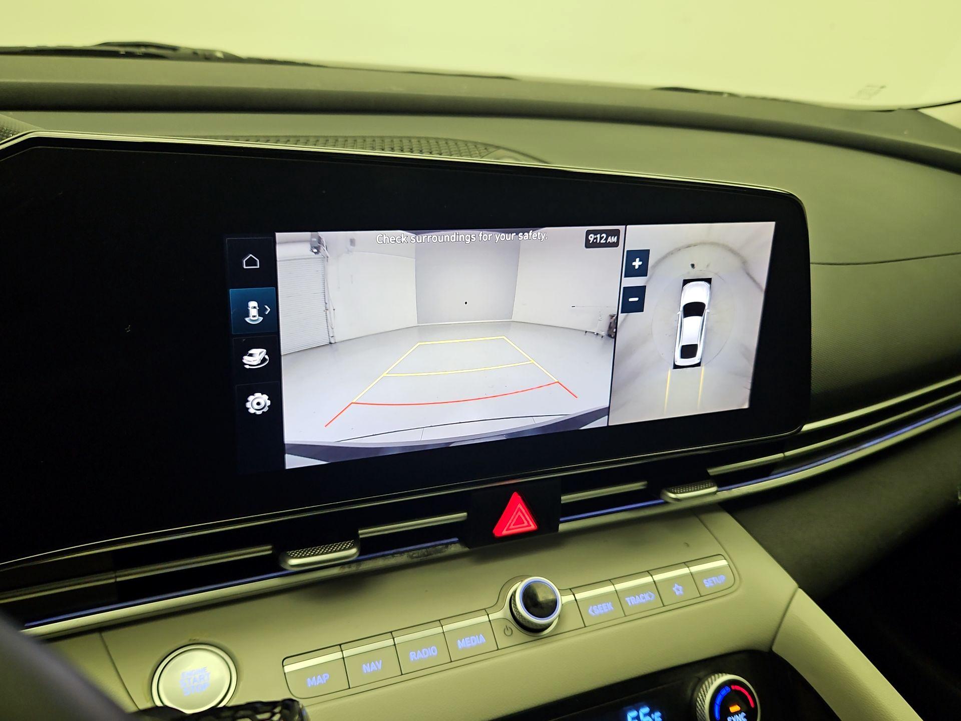 Thumbnail: 2024 Hyundai Elantra - 15