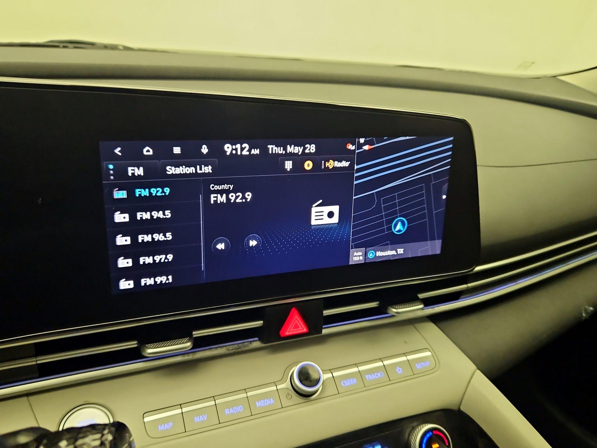 Thumbnail: 2024 Hyundai Elantra - 16