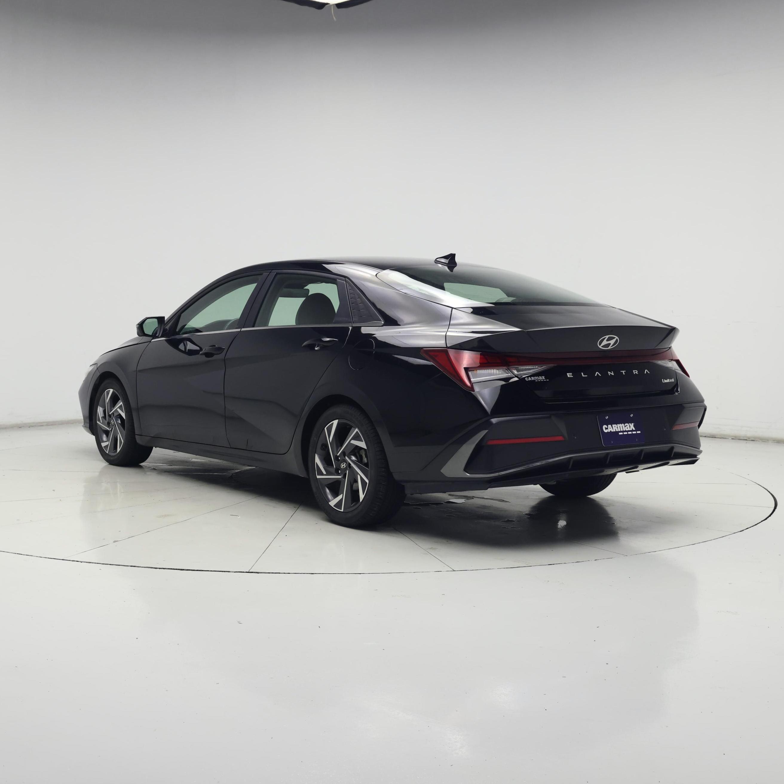 Thumbnail: 2024 Hyundai Elantra - 2