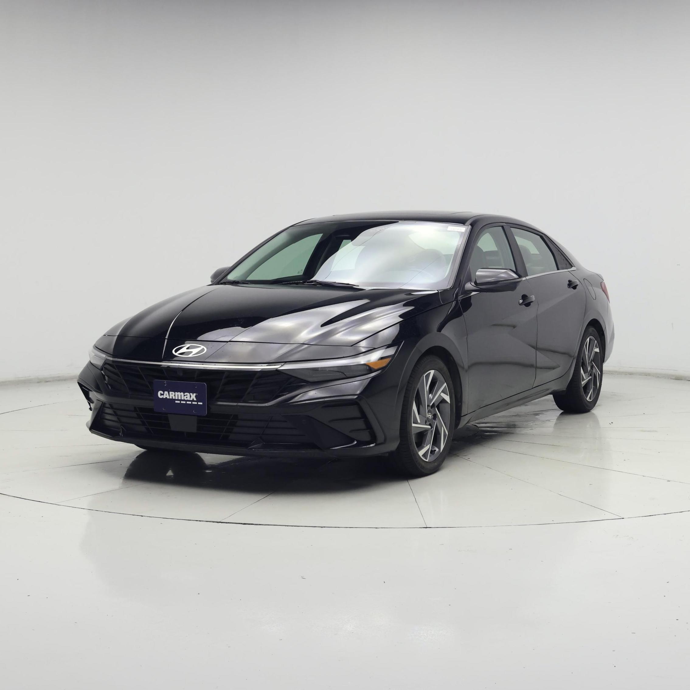 Thumbnail: 2024 Hyundai Elantra - 4